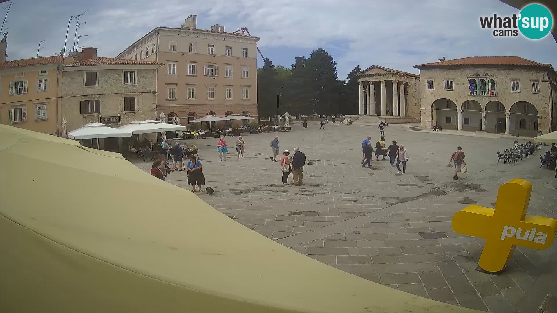 Pula webcam – Forum-Platz und Augustus-Tempel