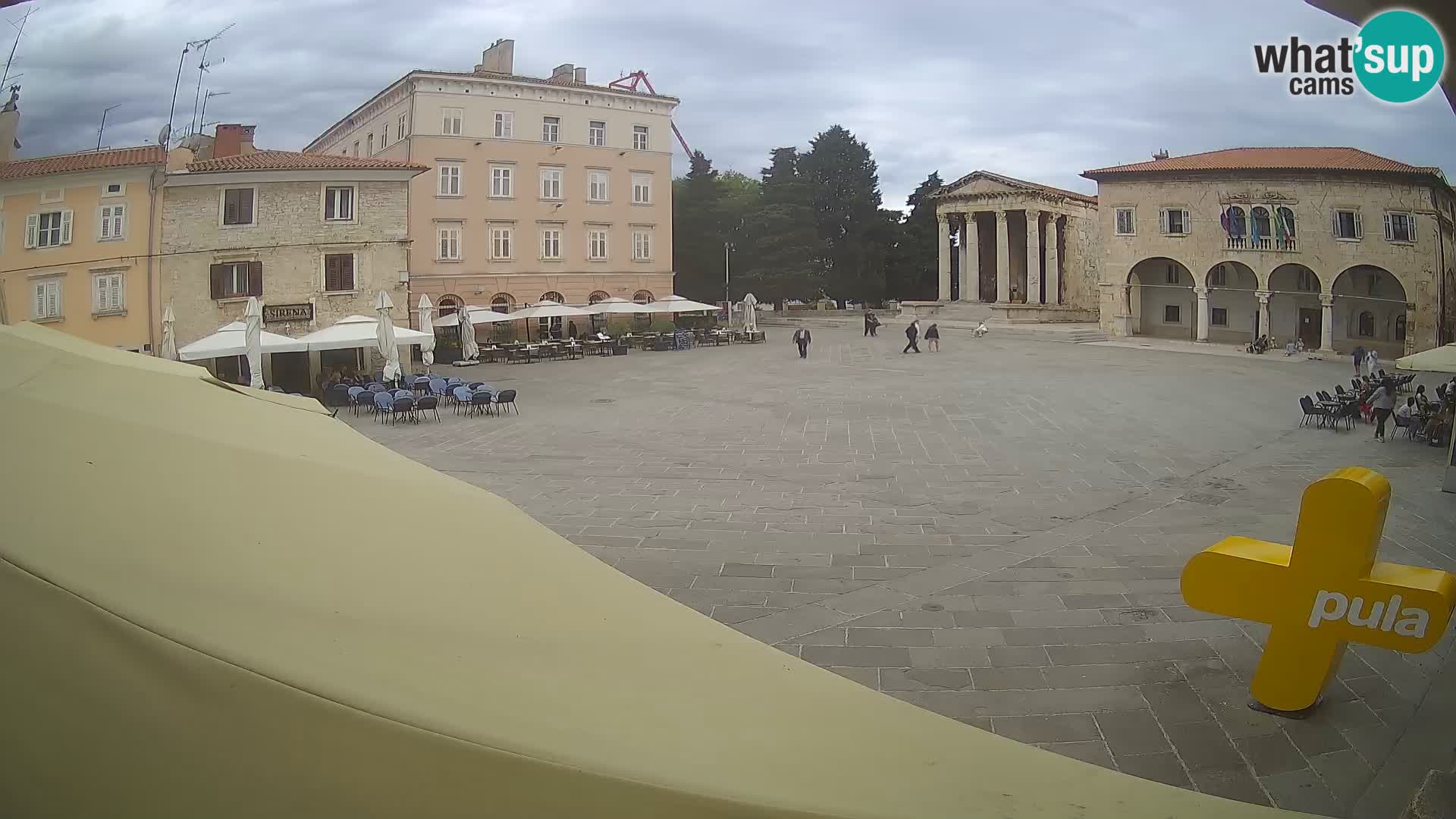 Pula webcam – Forum-Platz und Augustus-Tempel