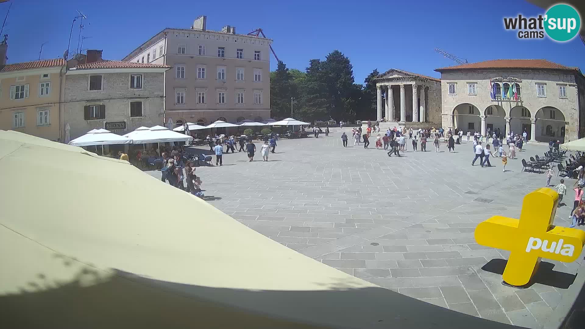 Pula webcam – Forum-Platz und Augustus-Tempel