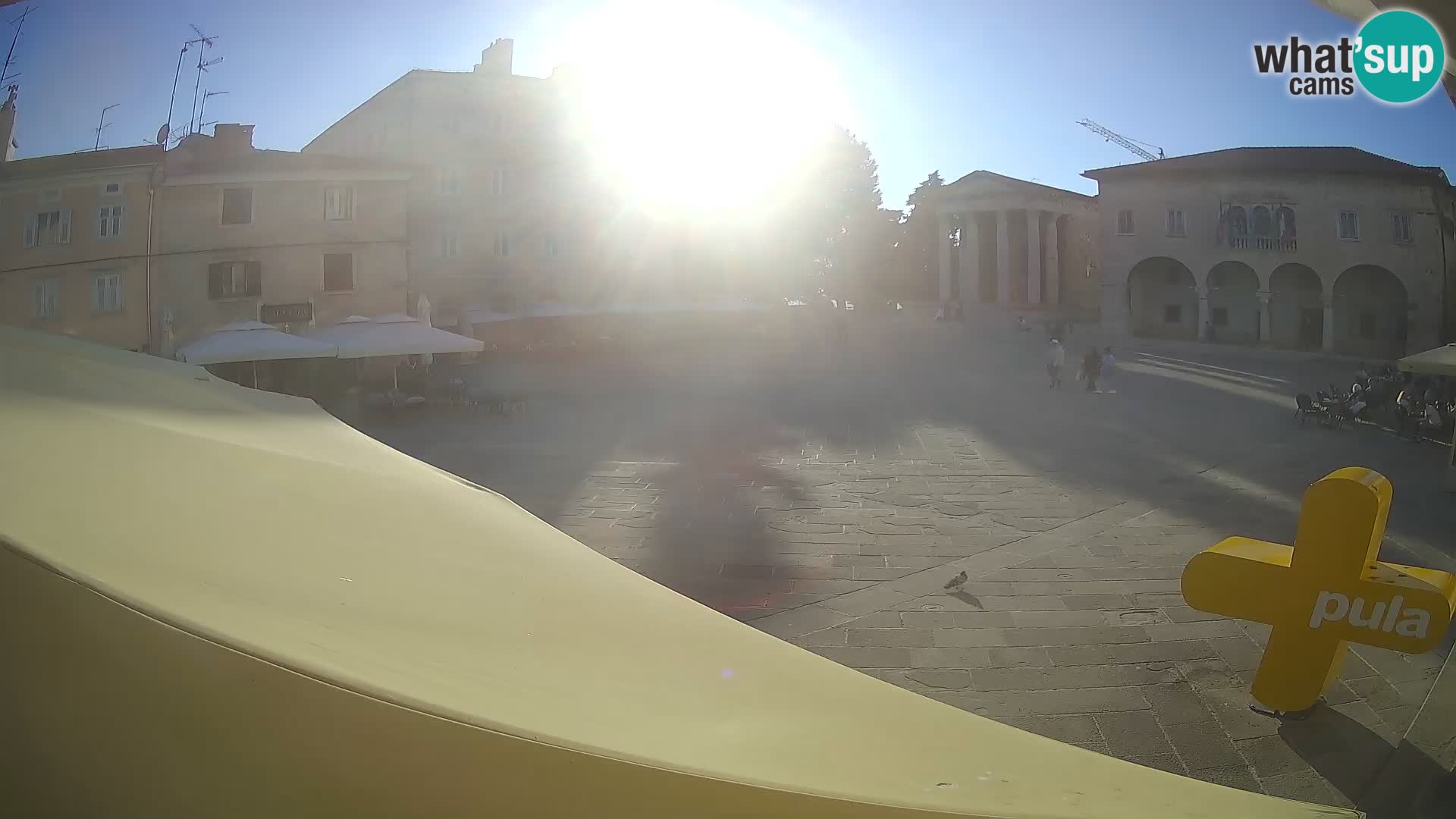 Pula webcam – Forum-Platz und Augustus-Tempel