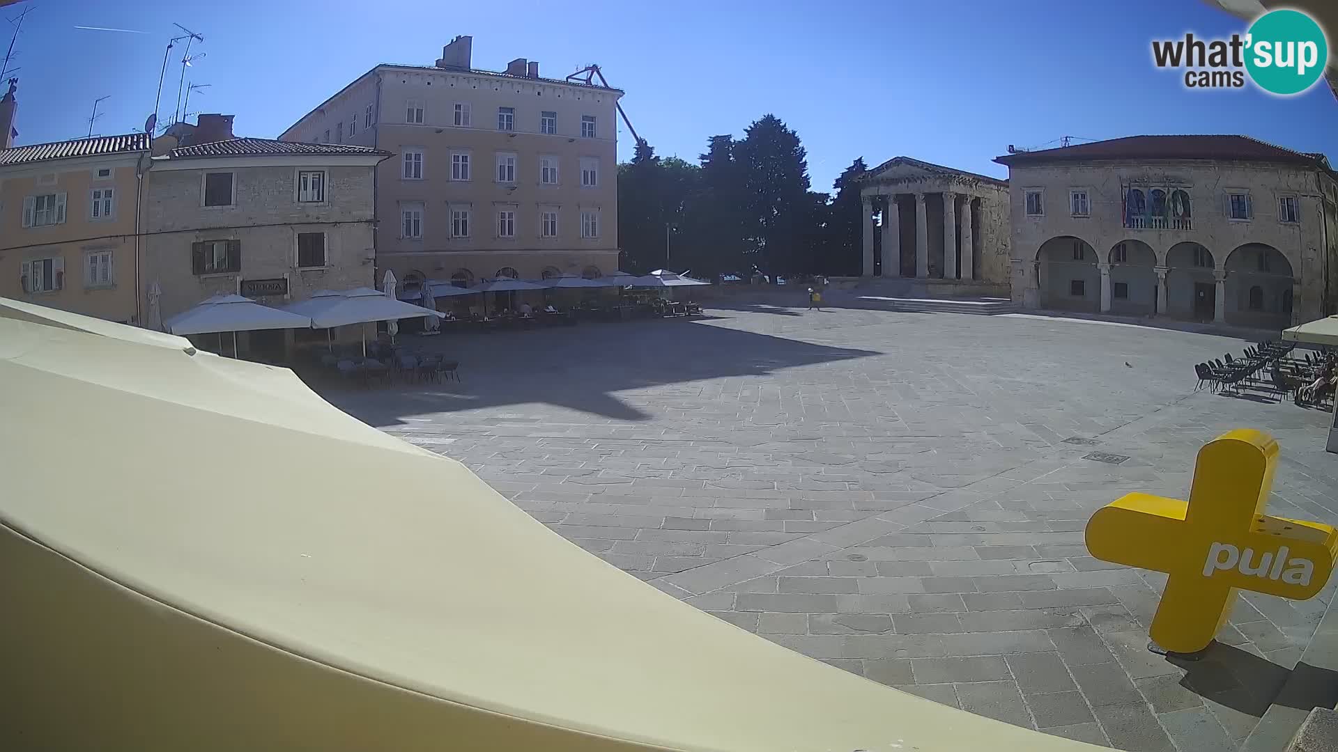 Pula webcam – Forum-Platz und Augustus-Tempel