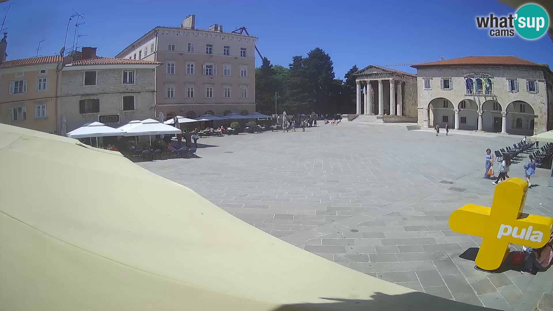 Pula webcam – Forum-Platz und Augustus-Tempel