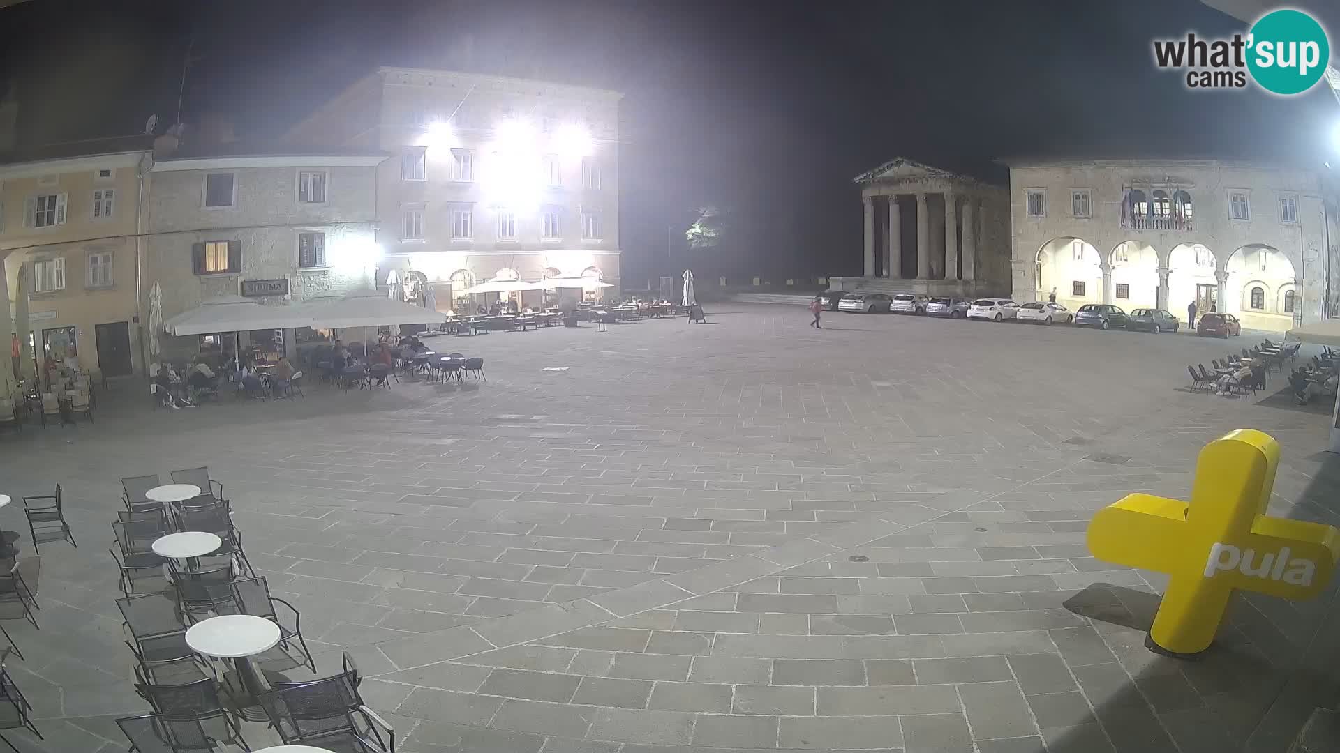 Pula – Live view of the Forum and the Tample of Augustus