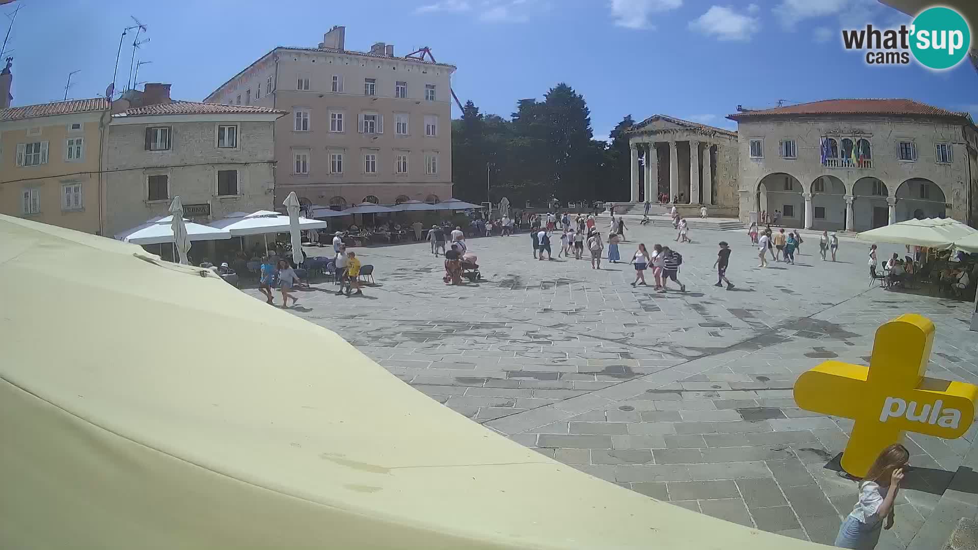 Pula webcam – Forum-Platz und Augustus-Tempel