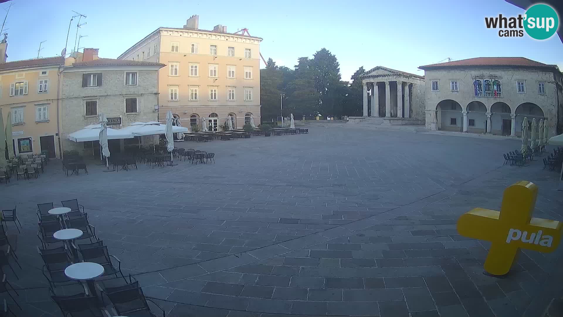 Pula webcam – Forum-Platz und Augustus-Tempel