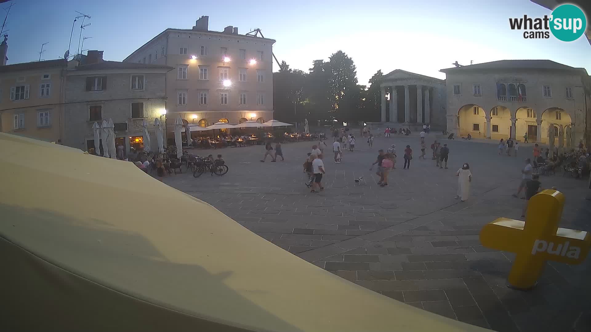 Pula webcam – Forum-Platz und Augustus-Tempel
