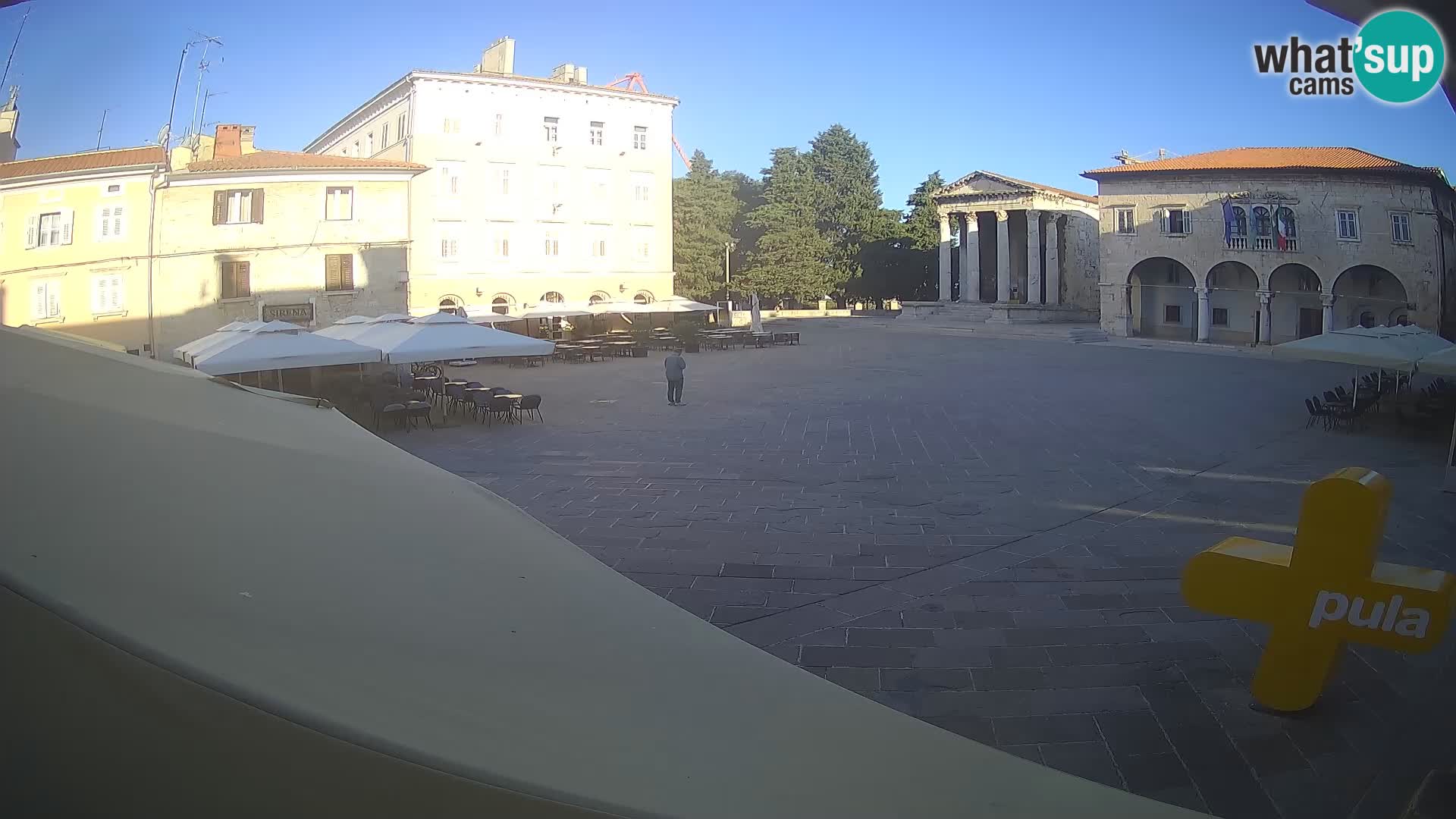 Pula webcam – Forum-Platz und Augustus-Tempel