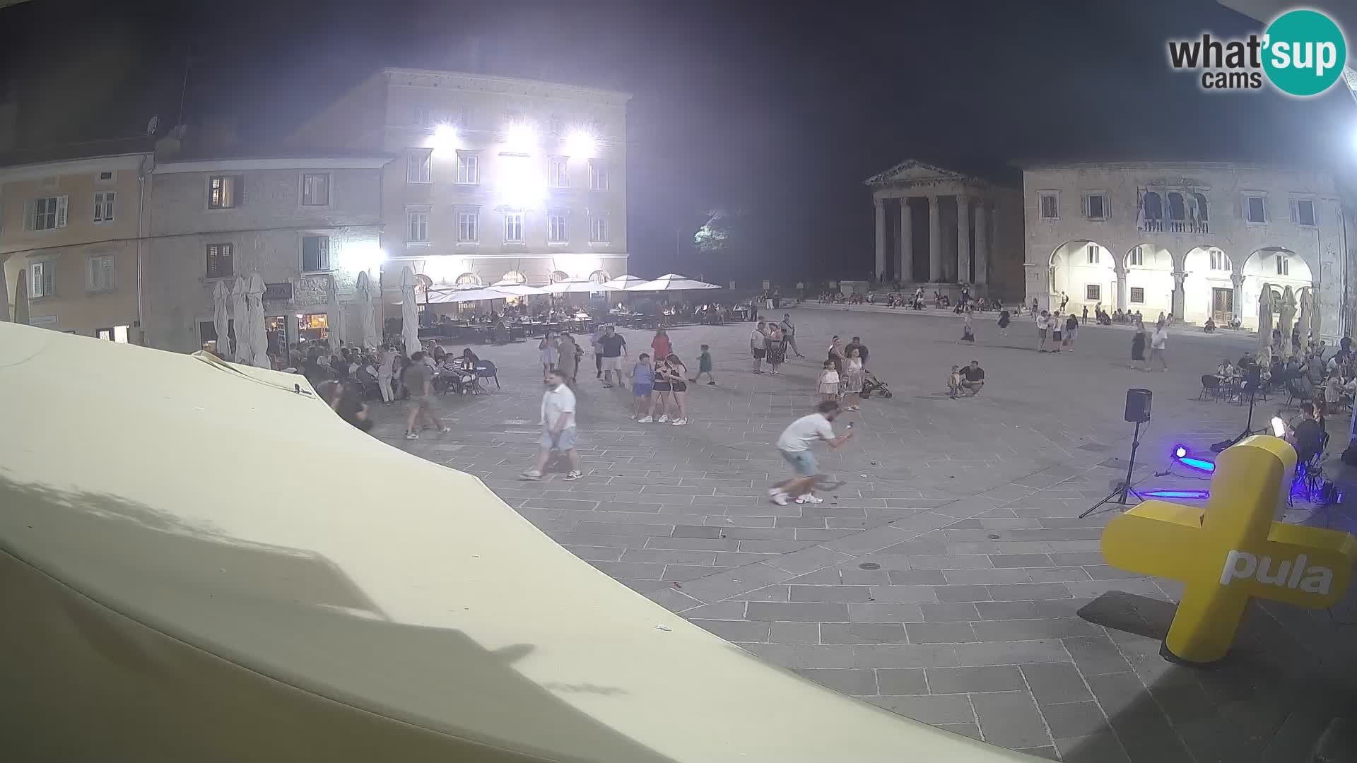 Pula webcam – Forum-Platz und Augustus-Tempel