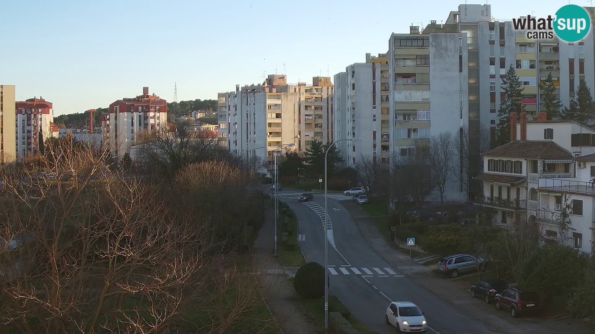 Webcam Pula – Rue Koper – Caméra en direct Istrie