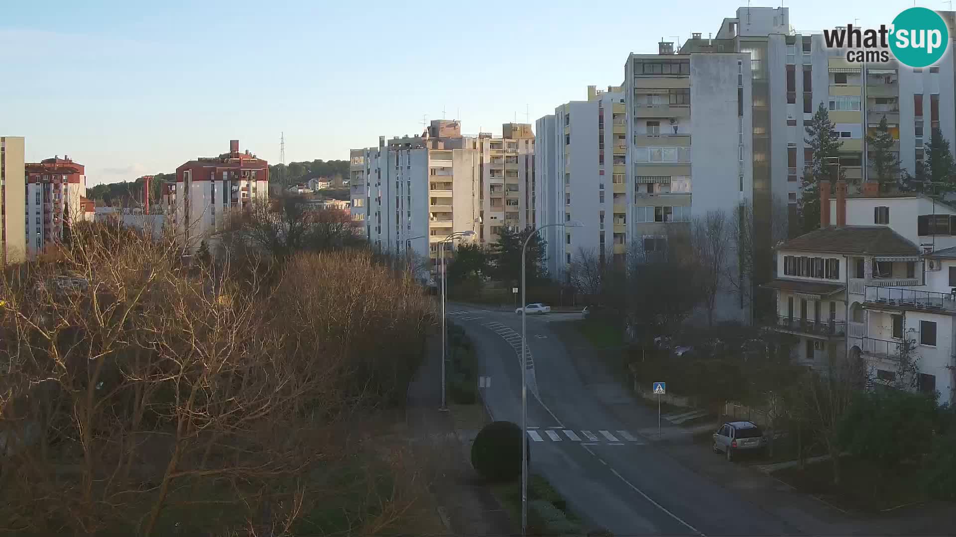 Cámara web Pula – Koper street – cámara en vivo Istria