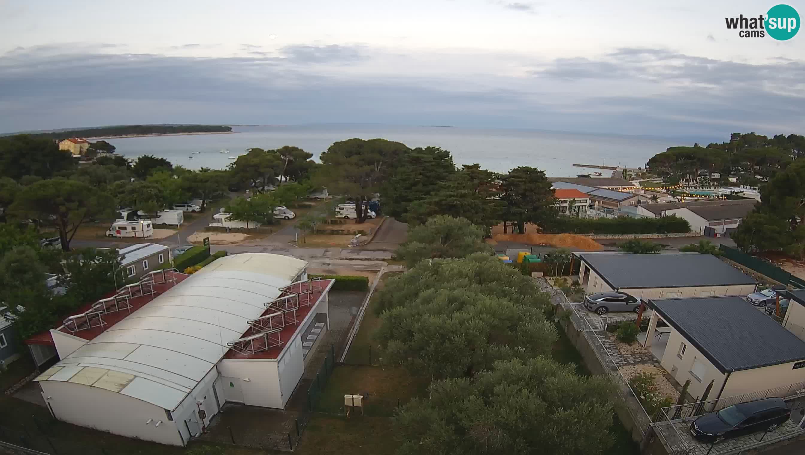Banjol spletna kamera Rab – Deltas Apartmani