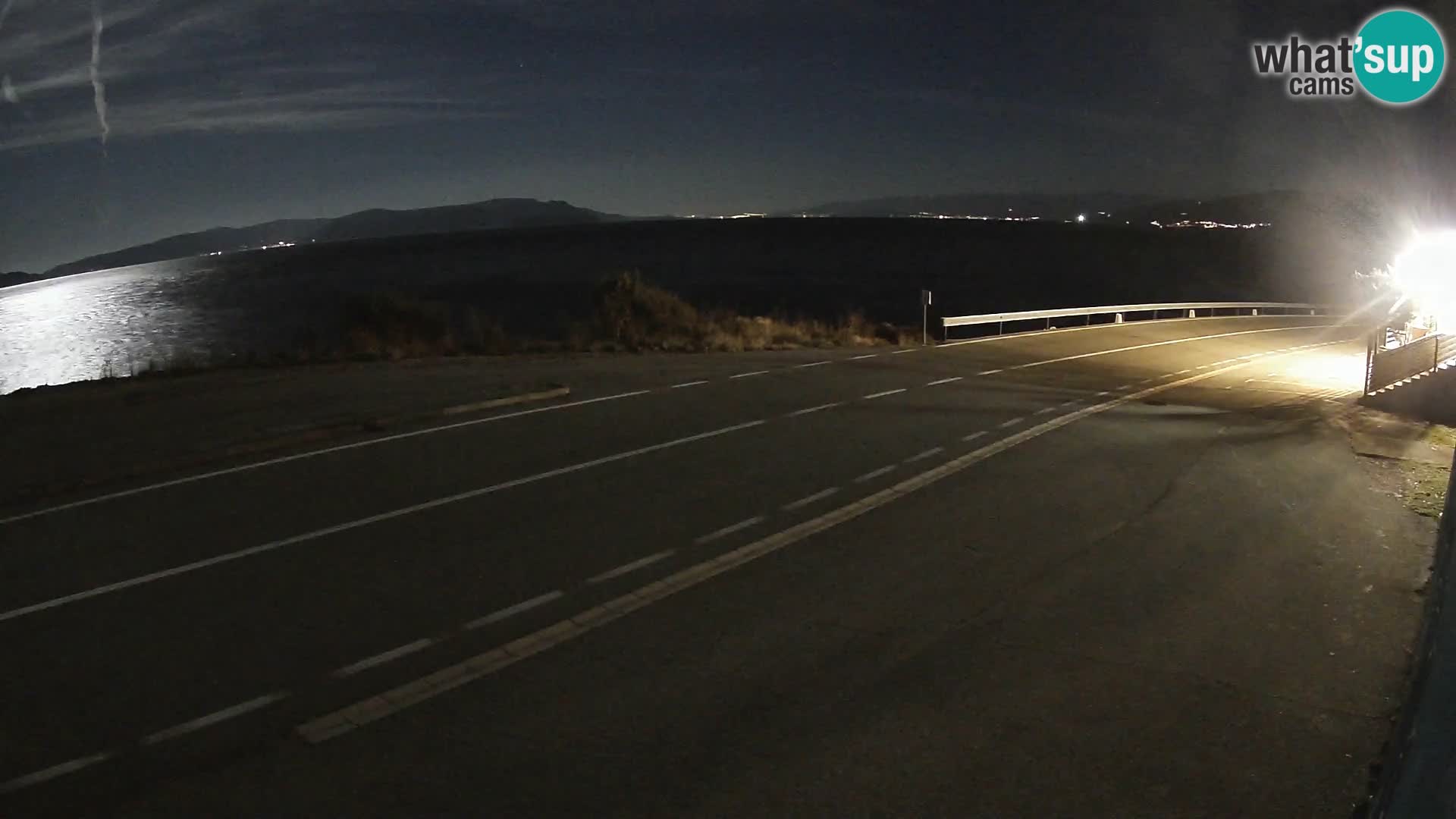 Webcam Adria-Autobahn D8 bei SENJ – Blick auf die Insel KRK