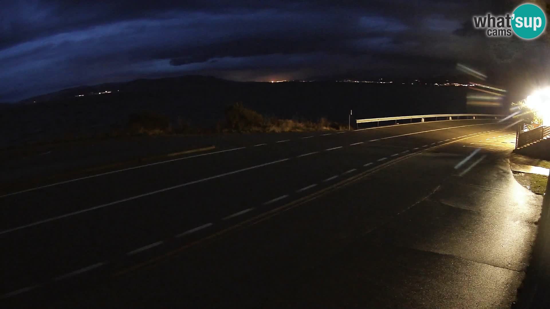 Webcam Adria-Autobahn D8 bei SENJ – Blick auf die Insel KRK