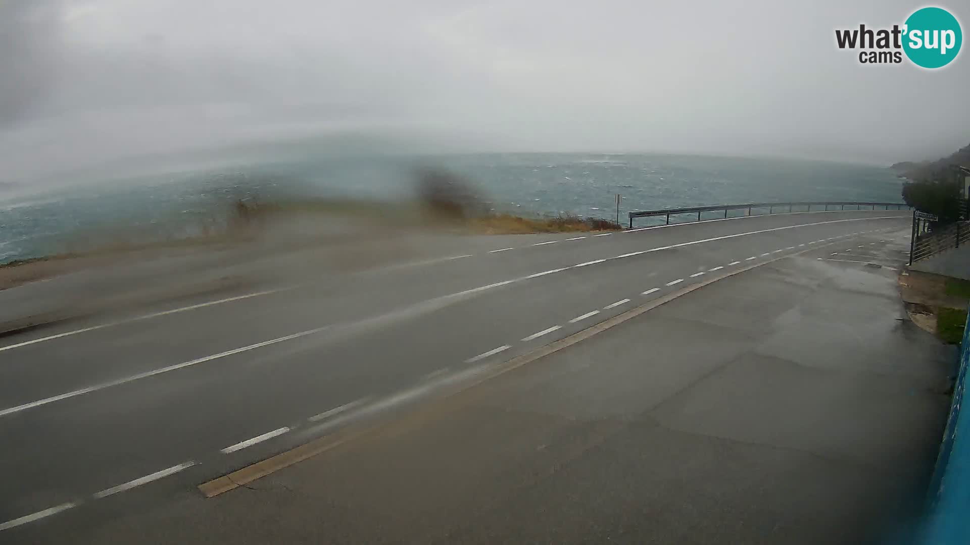 Webcam autoroute Adriatique D8 près de SENJ – vue sur l’île de KRK