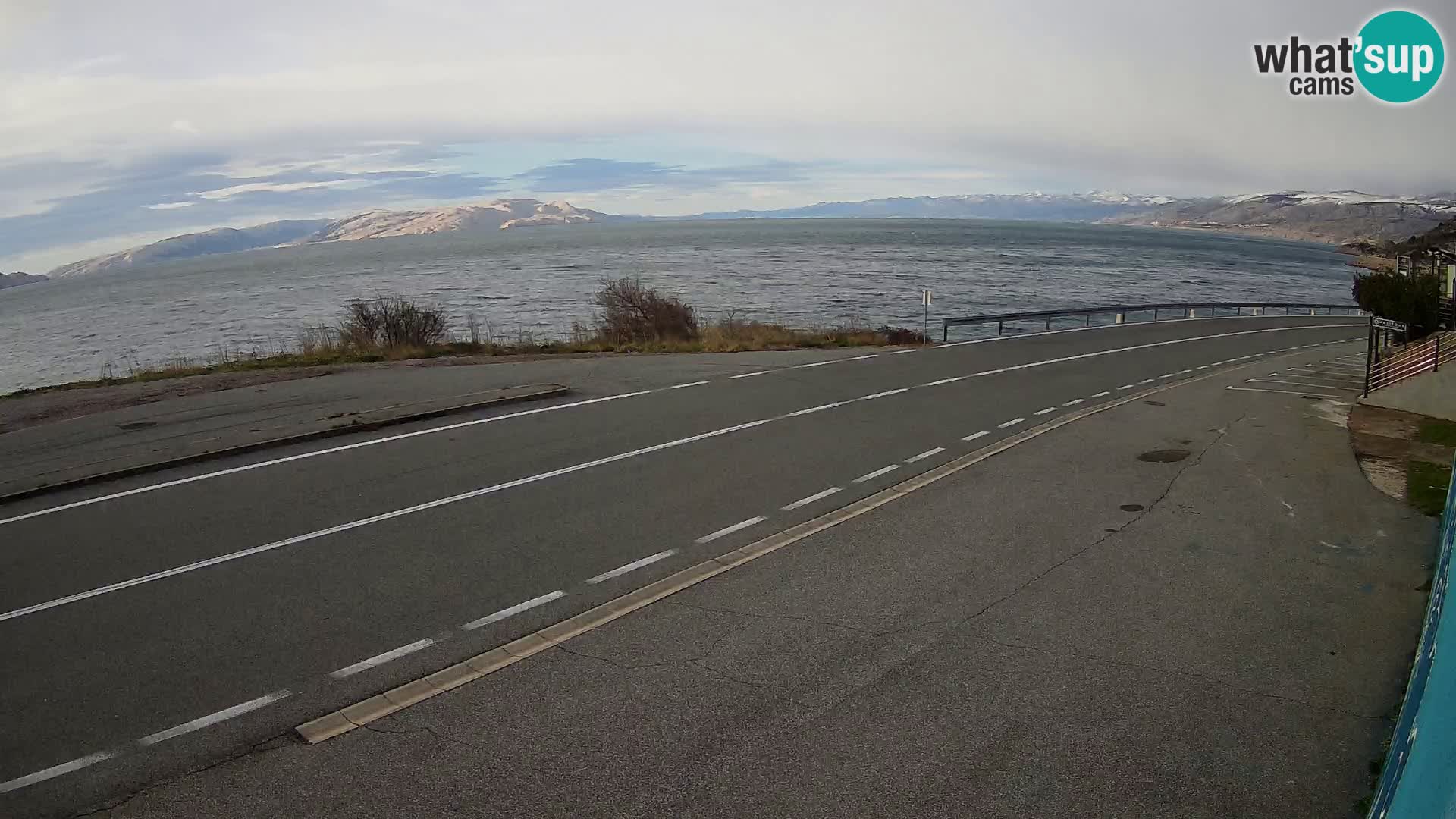 Webcam autopista adriática D8 cerca de SENJ – vista de la isla de KRK