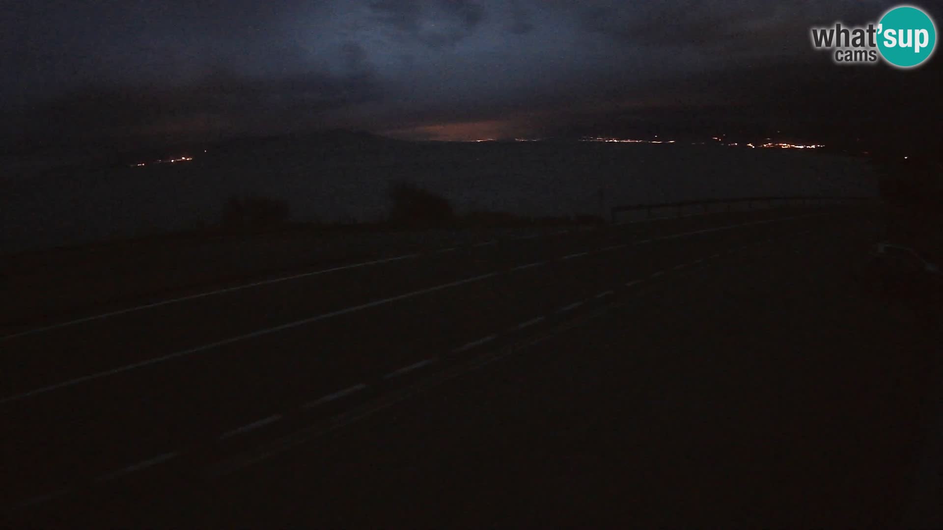 Webcam autopista adriática D8 cerca de SENJ – vista de la isla de KRK