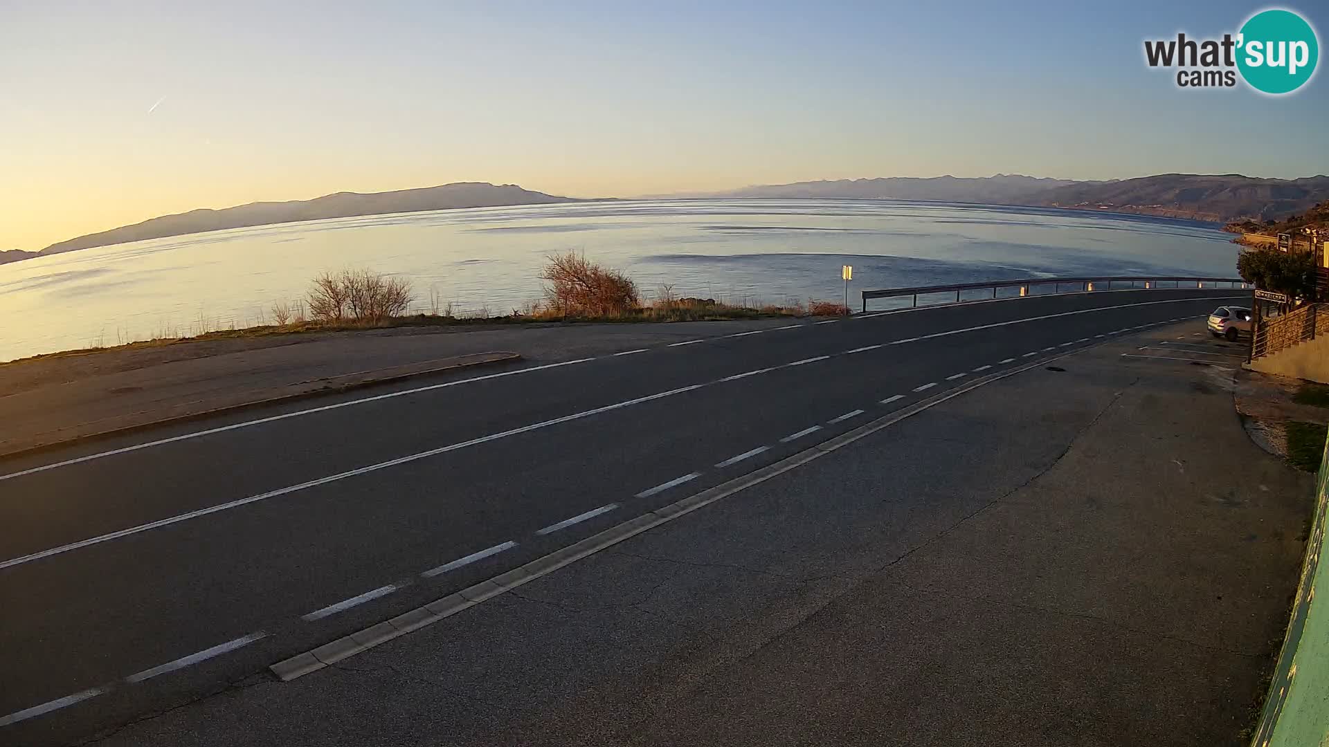 Webcam autopista adriática D8 cerca de SENJ – vista de la isla de KRK