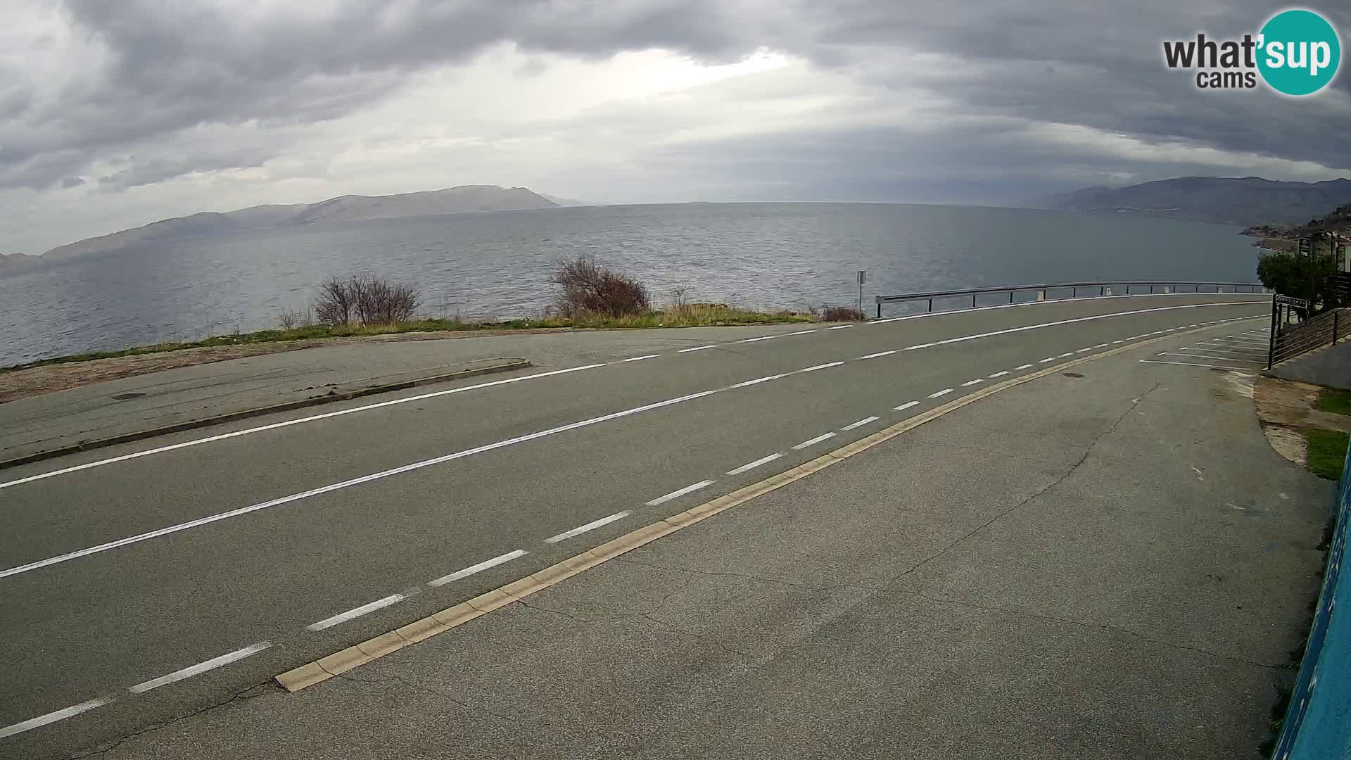 Webcam autopista adriática D8 cerca de SENJ – vista de la isla de KRK