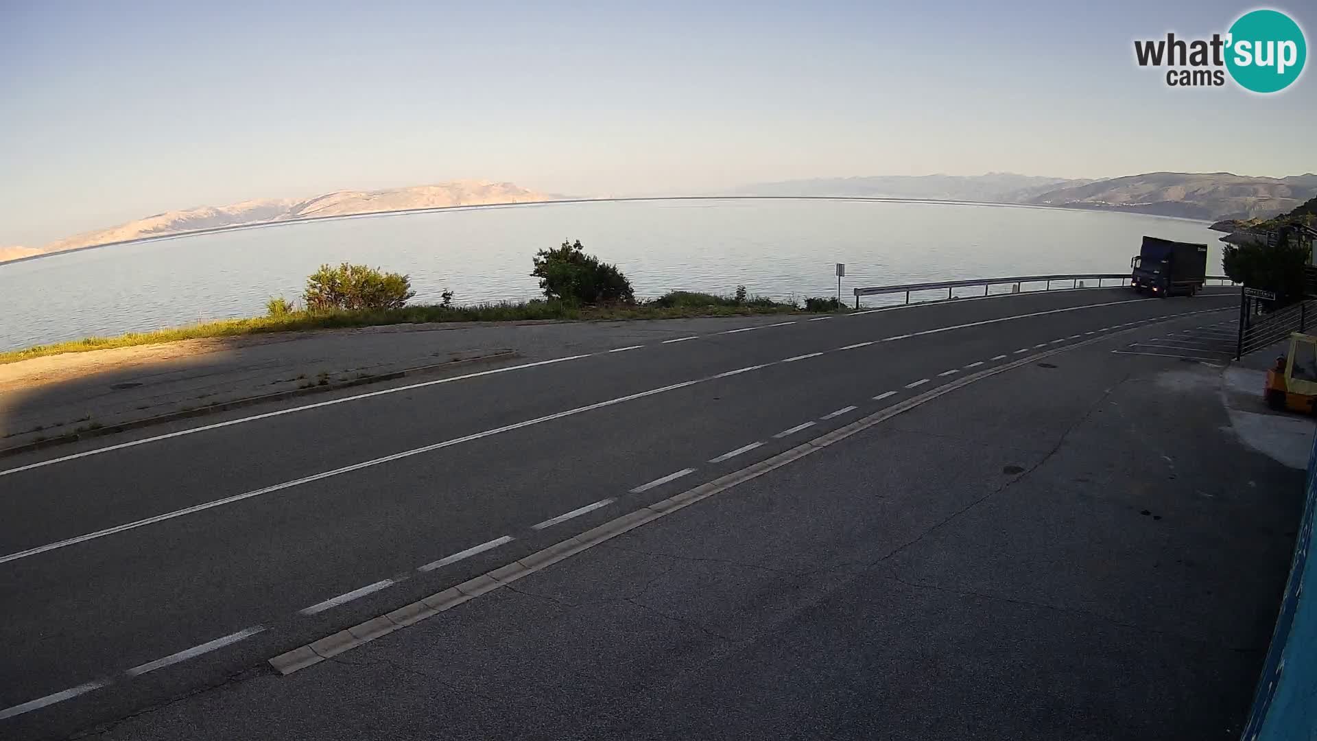 Webcam Adria-Autobahn D8 bei SENJ – Blick auf die Insel KRK