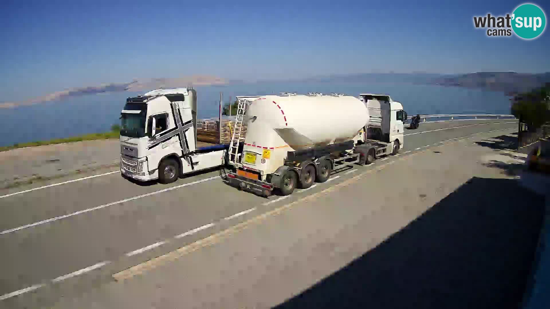 Webcam Adria-Autobahn D8 bei SENJ – Blick auf die Insel KRK