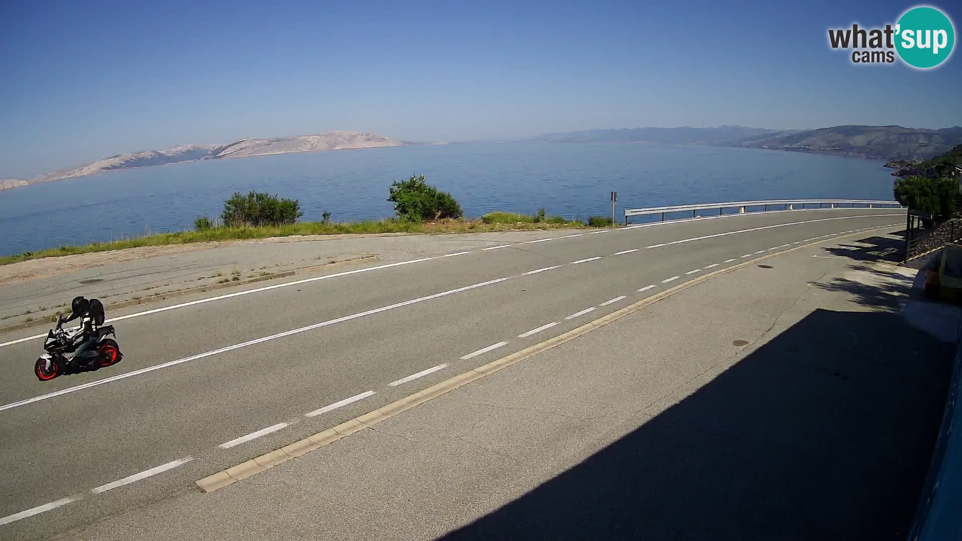 Webcam autopista adriática D8 cerca de SENJ – vista de la isla de KRK