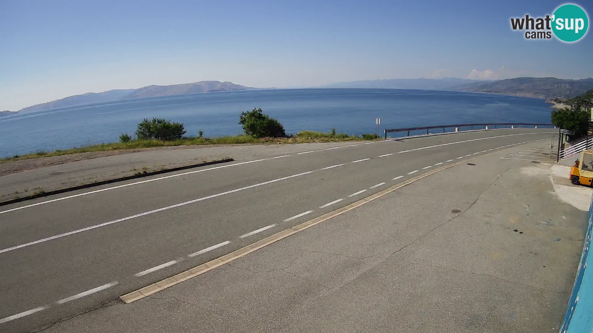 Webcam autopista adriática D8 cerca de SENJ – vista de la isla de KRK