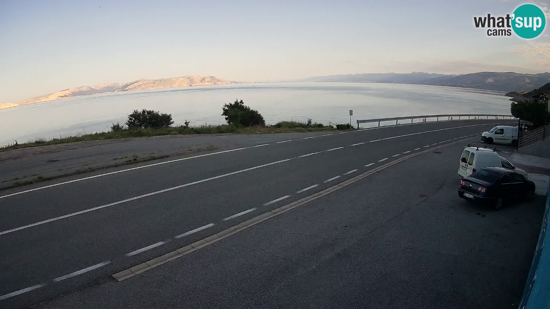 Webcam autopista adriática D8 cerca de SENJ – vista de la isla de KRK