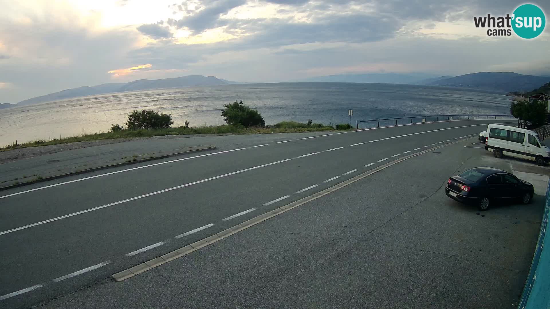 Web kamera Jadranska Magistrala kod SENJa – pogled na KRK
