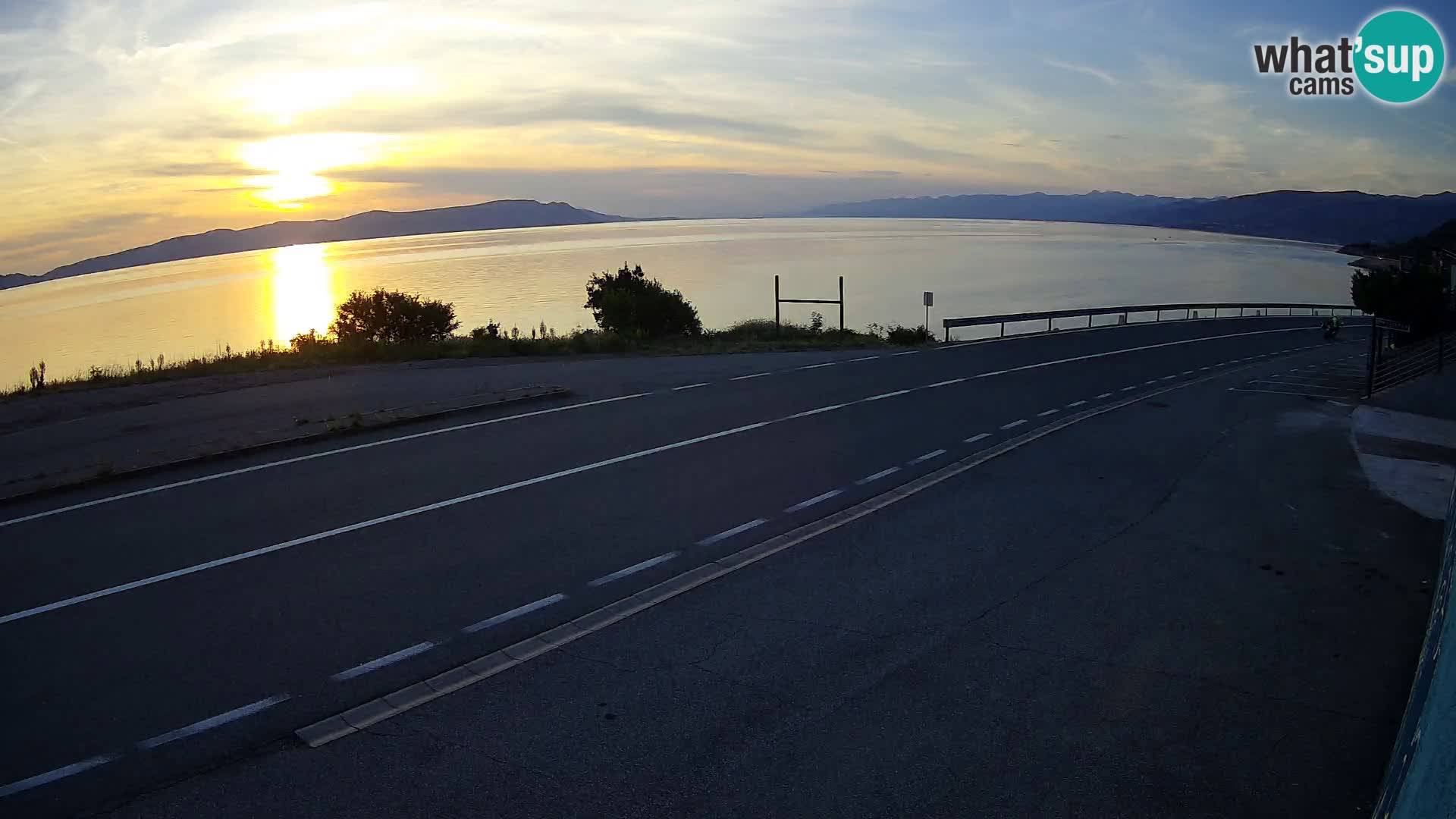 Webcam autopista adriática D8 cerca de SENJ – vista de la isla de KRK