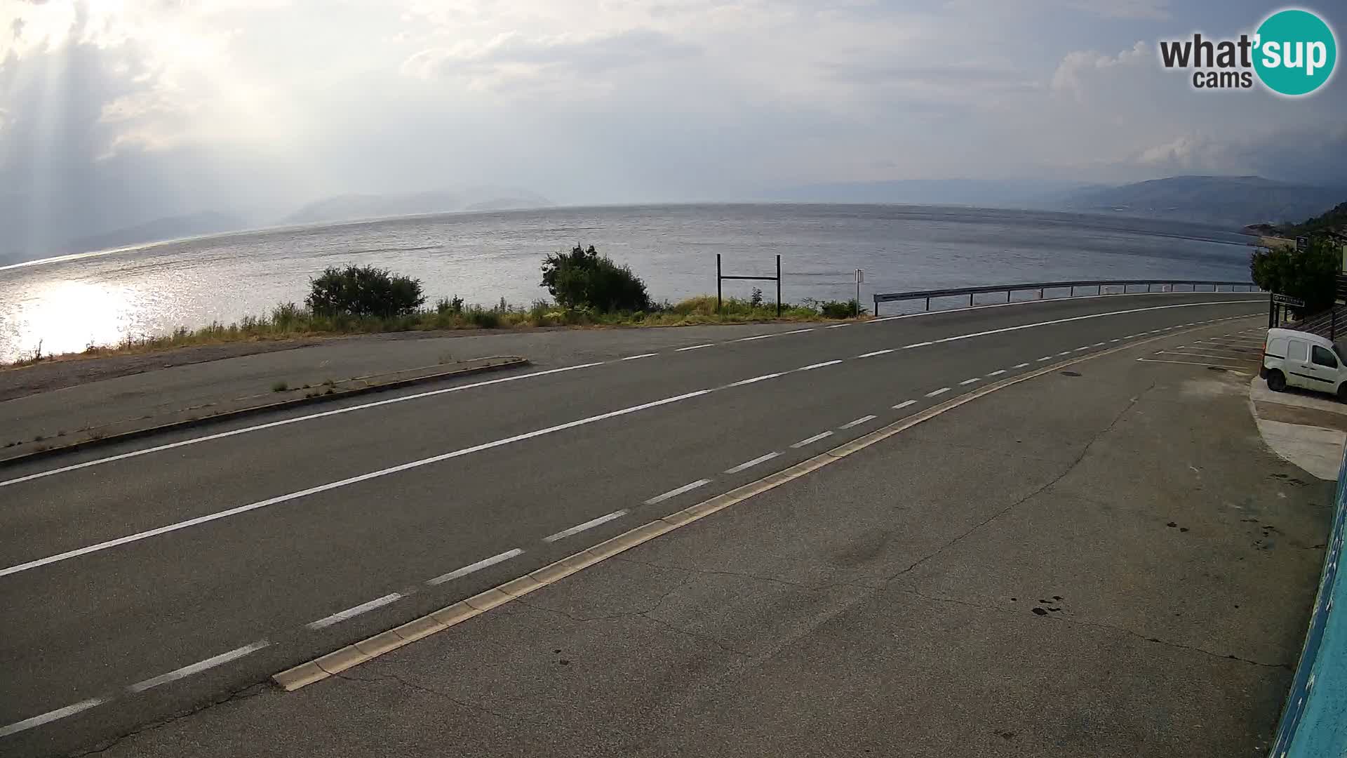 Webcam autopista adriática D8 cerca de SENJ – vista de la isla de KRK