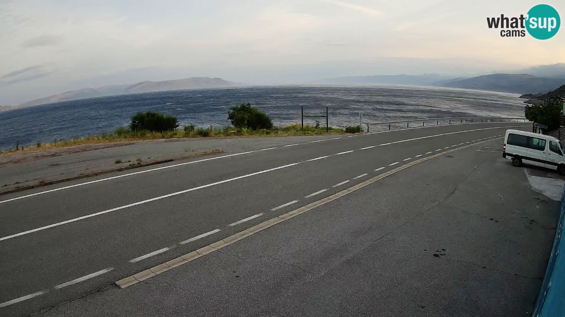 Webcam autopista adriática D8 cerca de SENJ – vista de la isla de KRK