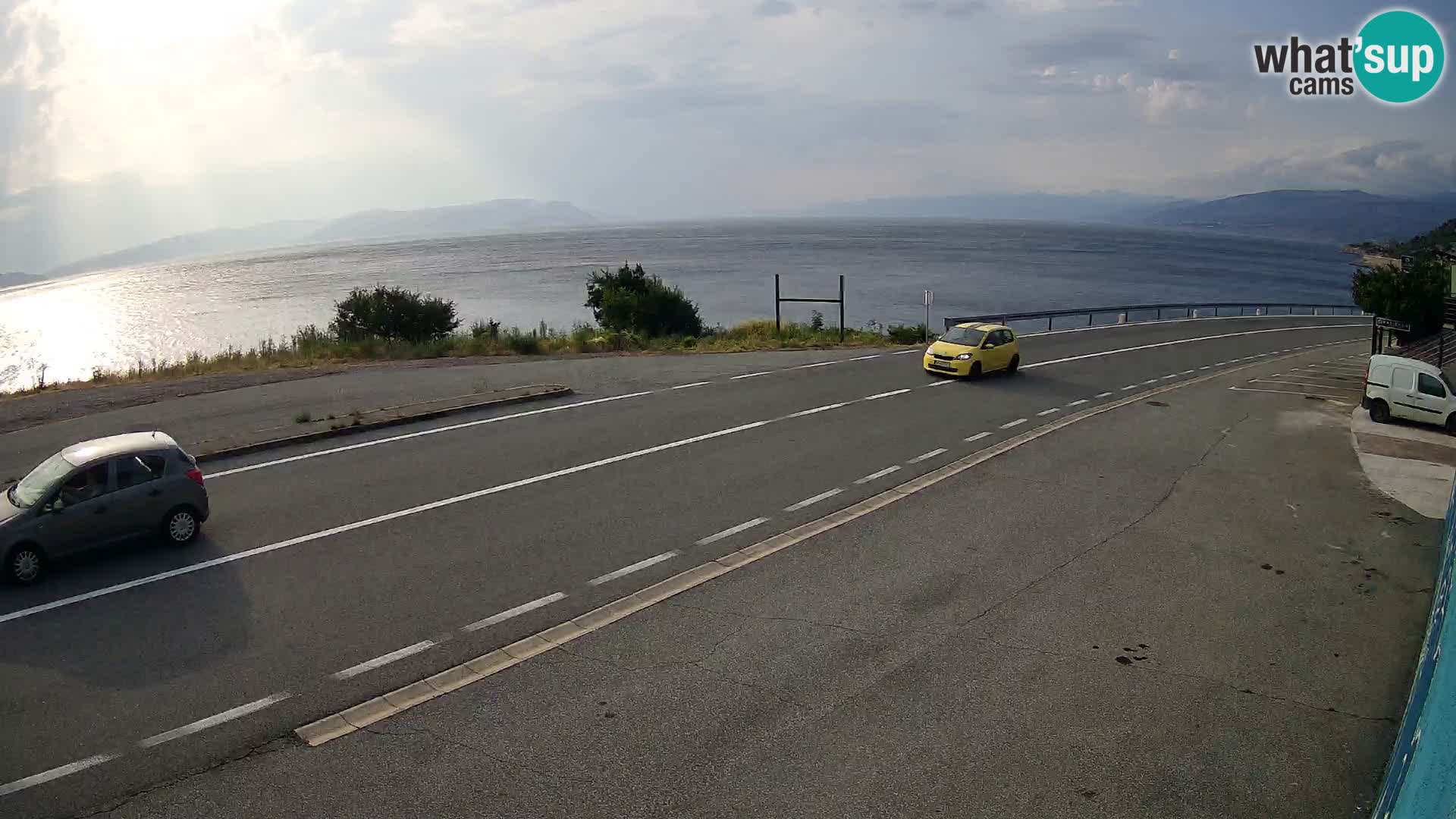 Webcam autopista adriática D8 cerca de SENJ – vista de la isla de KRK