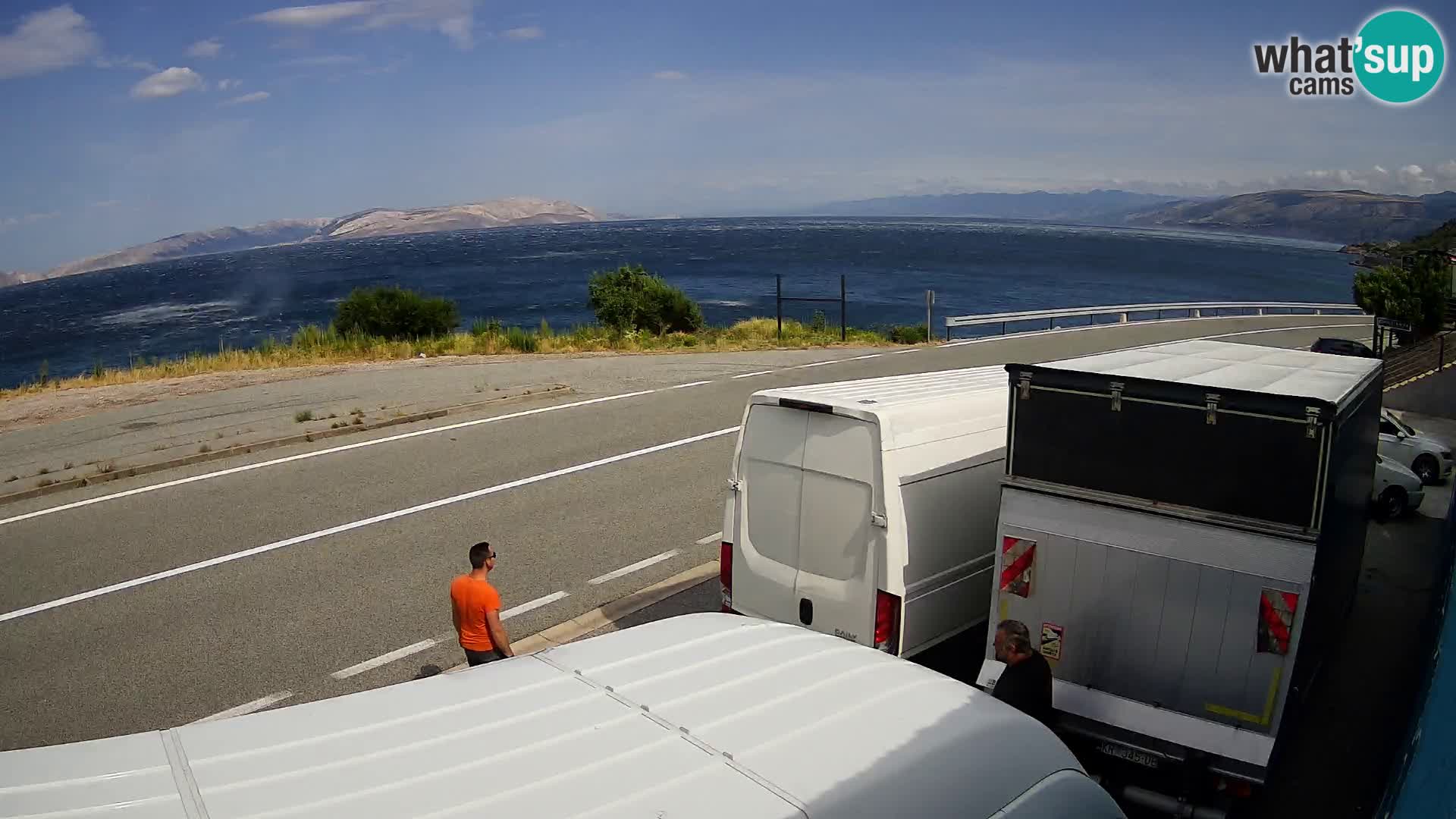 Kamera Jadranska Magistrala D8 pri SENJu – pogled na otok KRK