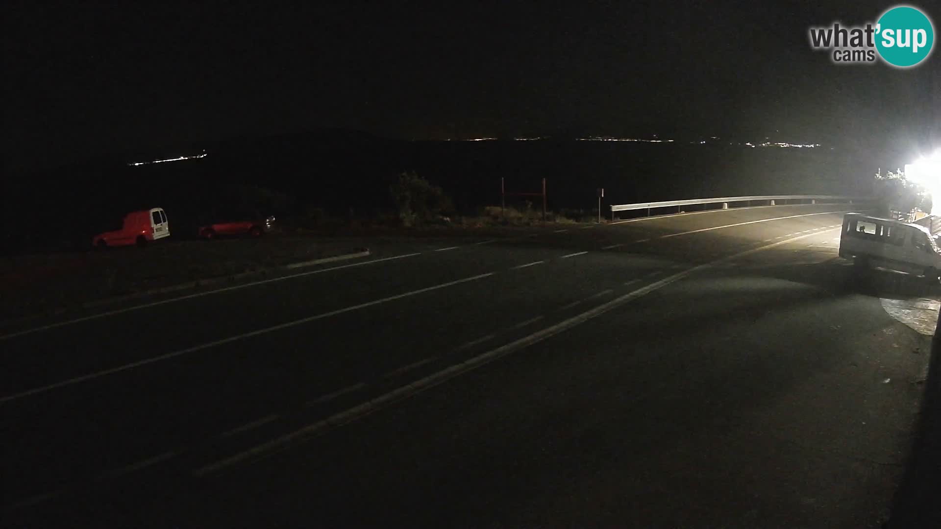 Kamera Jadranska Magistrala D8 pri SENJu – pogled na otok KRK