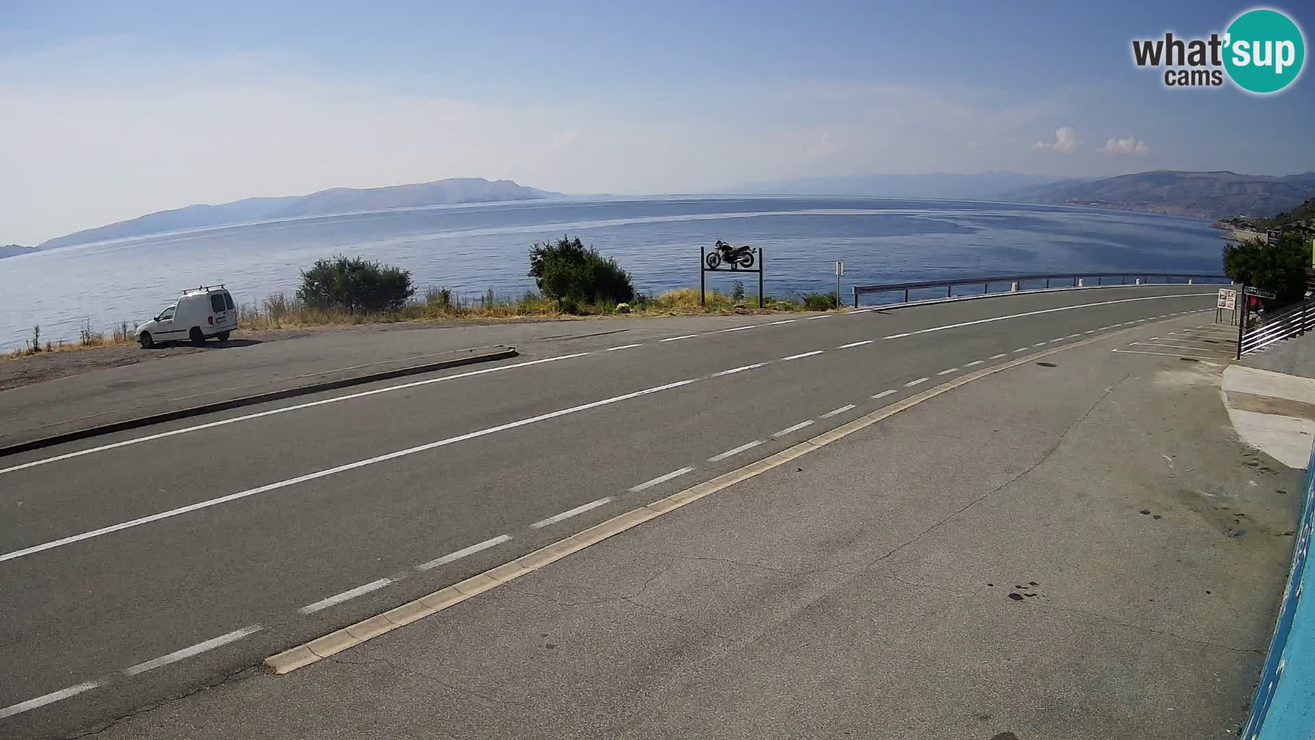 Webcam autopista adriática D8 cerca de SENJ – vista de la isla de KRK