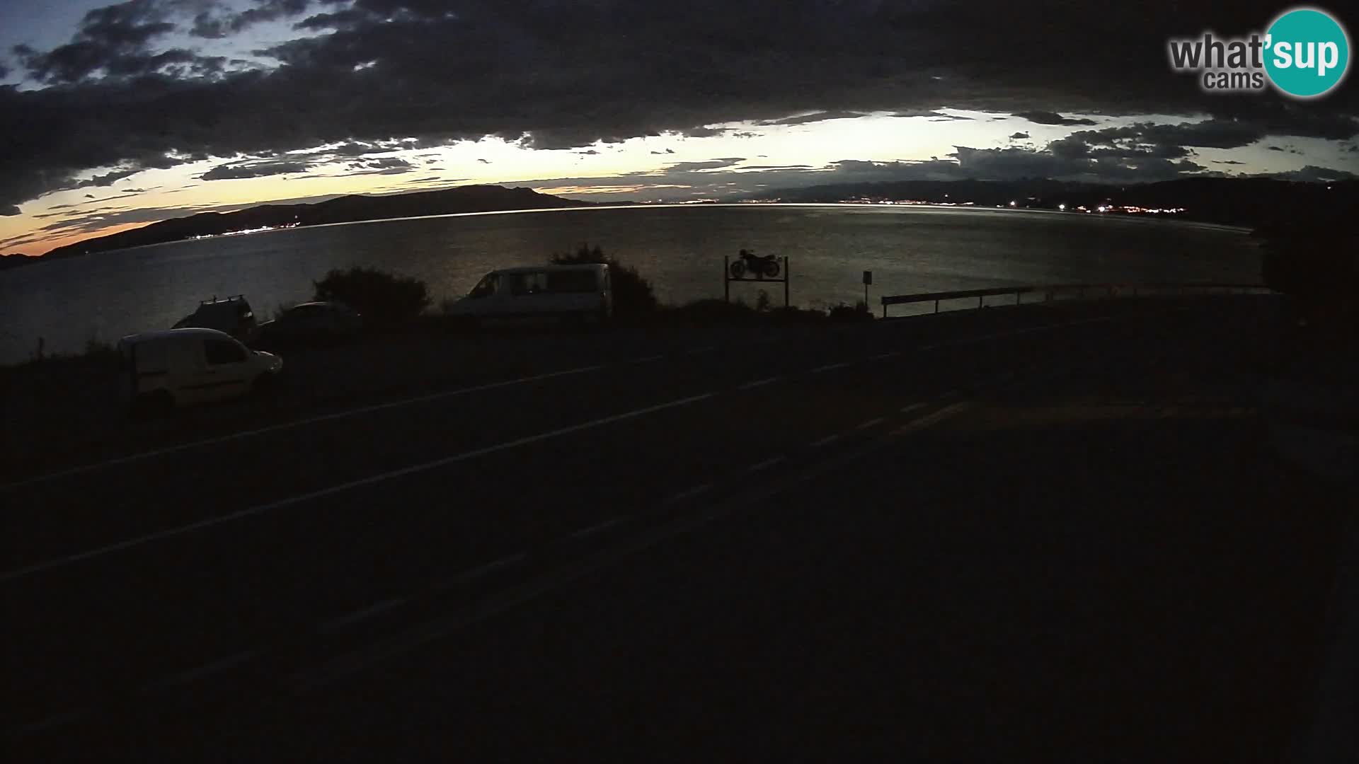 Webcam autopista adriática D8 cerca de SENJ – vista de la isla de KRK
