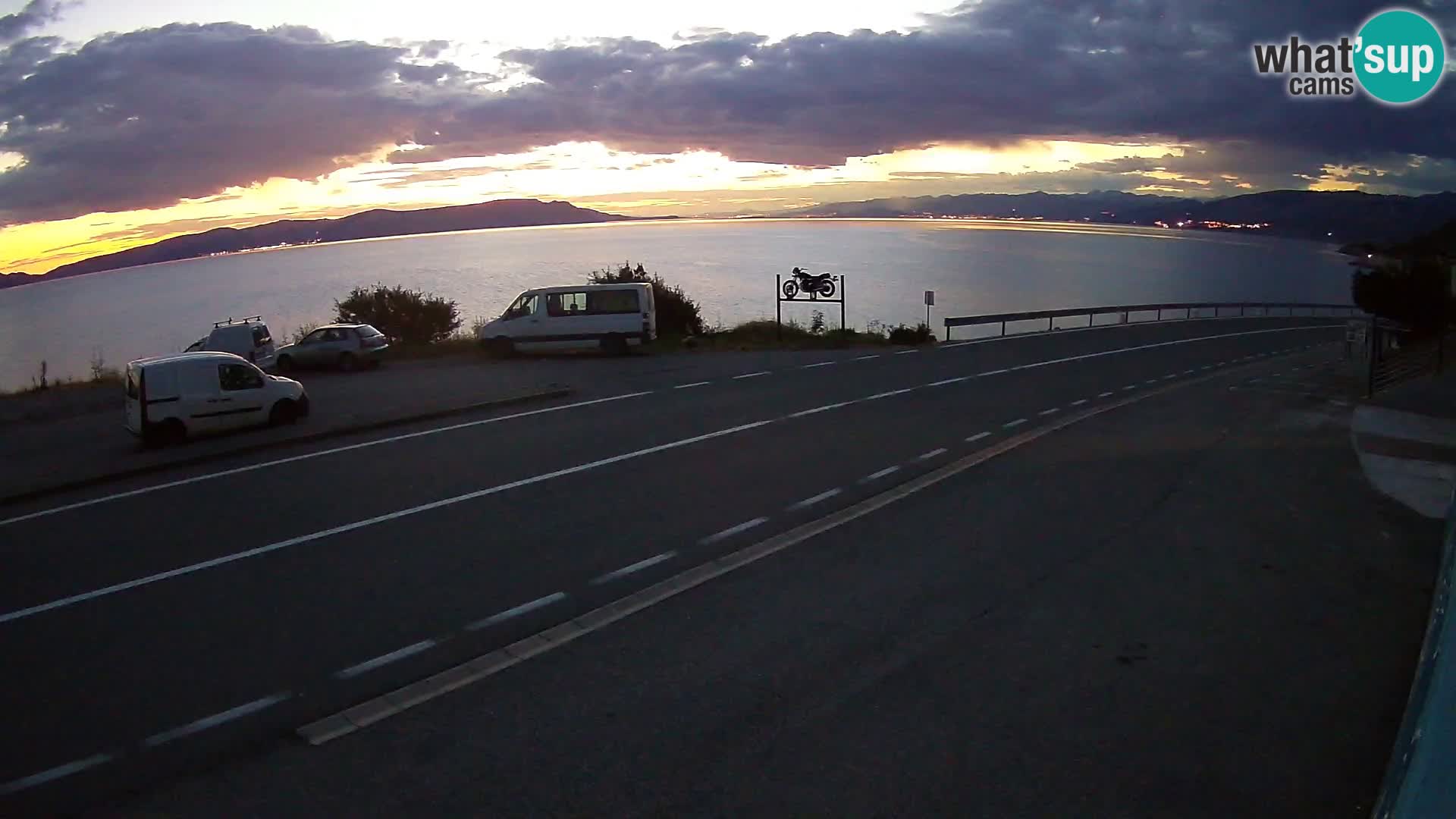 Webcam autoroute Adriatique D8 près de SENJ – vue sur l’île de KRK