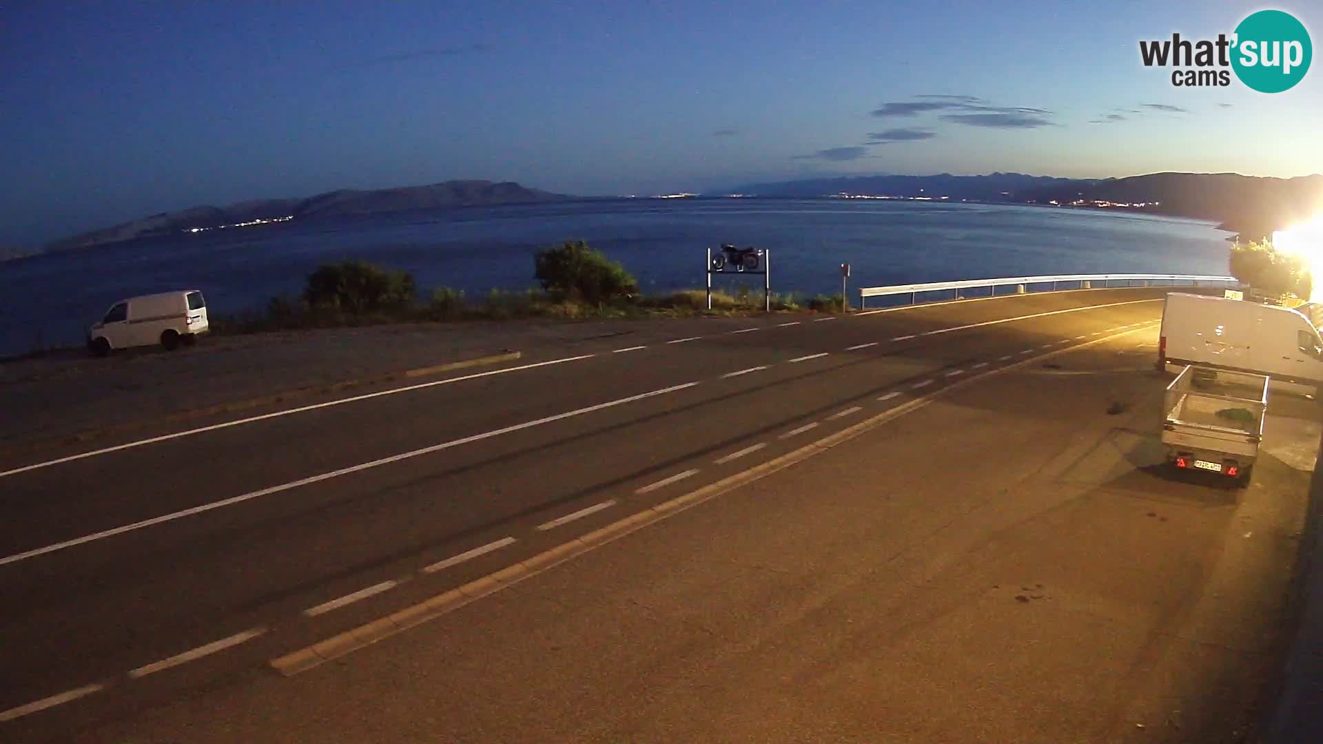 Webcam Adria-Autobahn D8 bei SENJ – Blick auf die Insel KRK