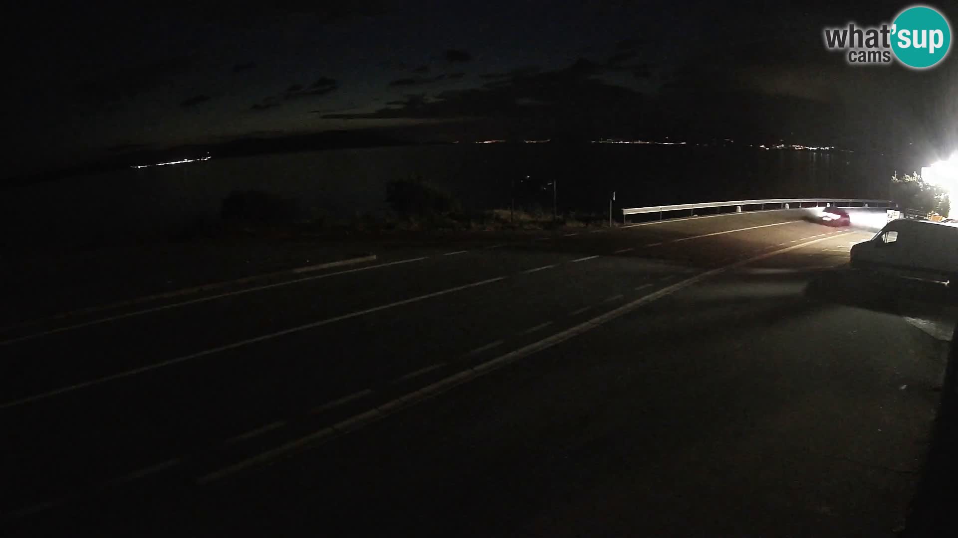 Webcam autopista adriática D8 cerca de SENJ – vista de la isla de KRK