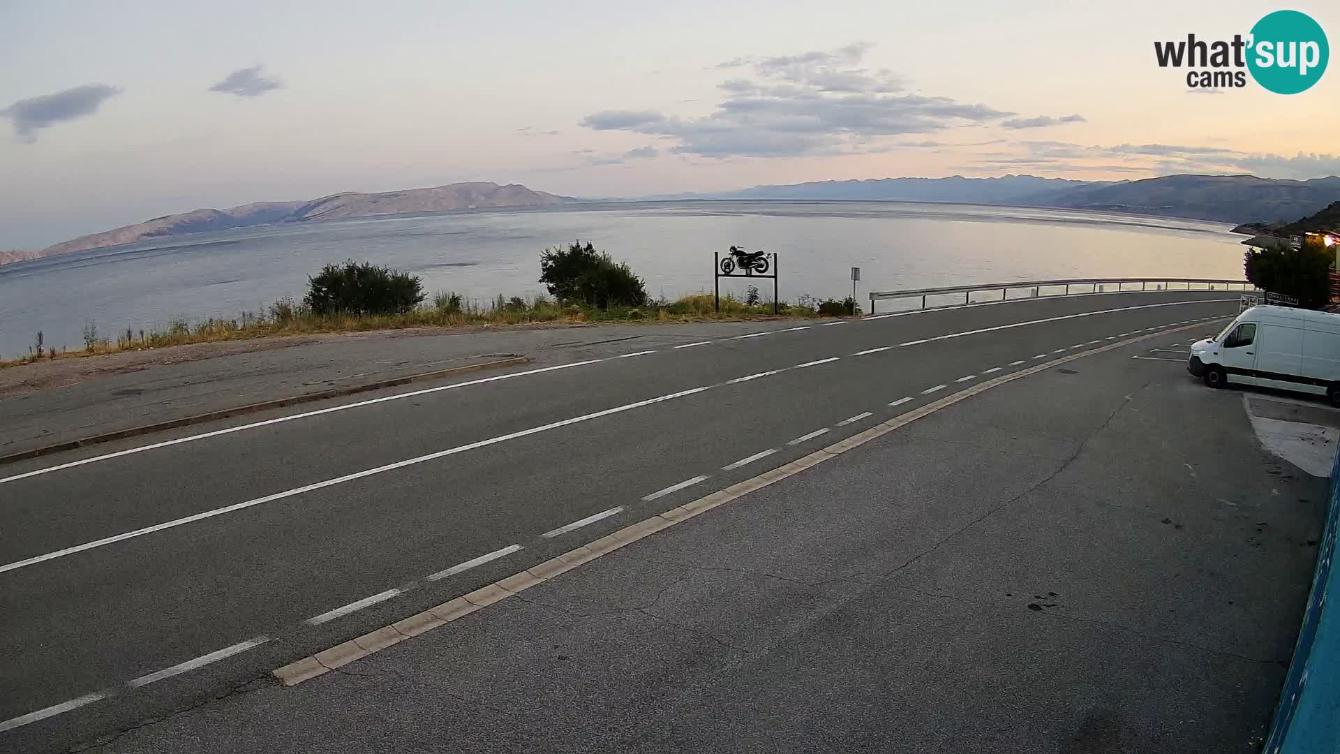 Web kamera Jadranska Magistrala kod SENJa – pogled na KRK