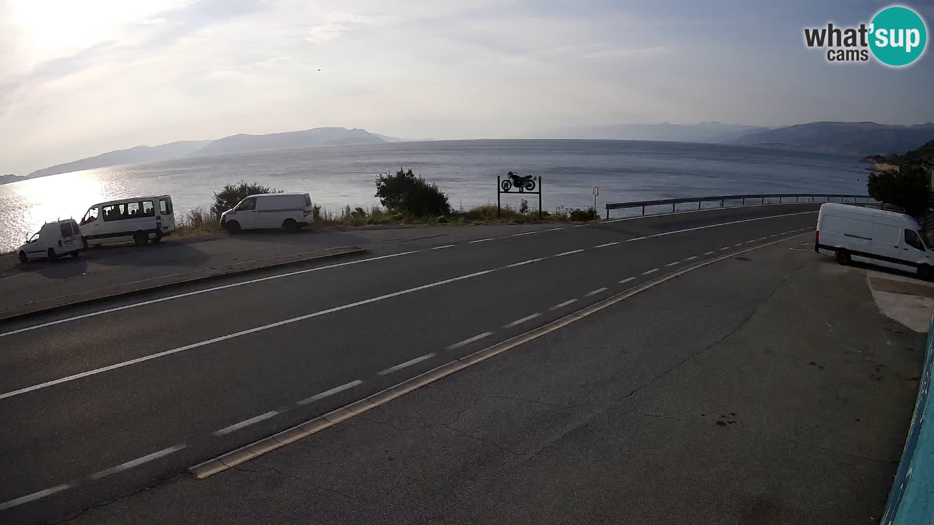 Webcam Adria-Autobahn D8 bei SENJ – Blick auf die Insel KRK