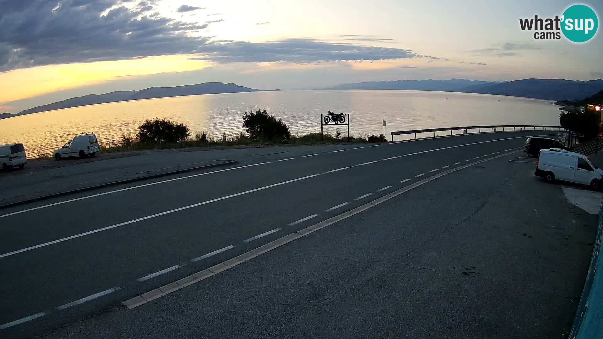 Webcam autopista adriática D8 cerca de SENJ – vista de la isla de KRK