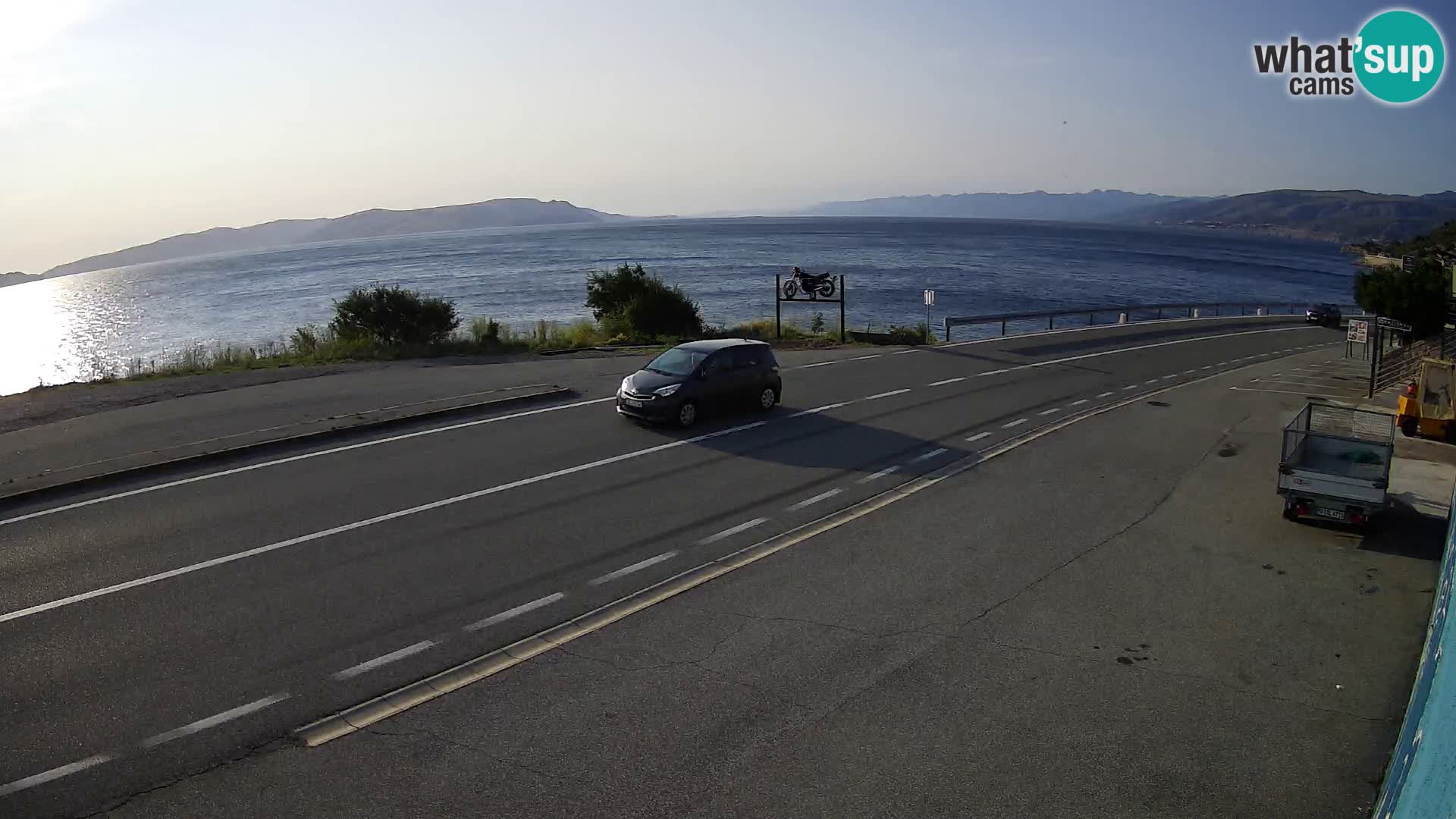 Webcam autopista adriática D8 cerca de SENJ – vista de la isla de KRK
