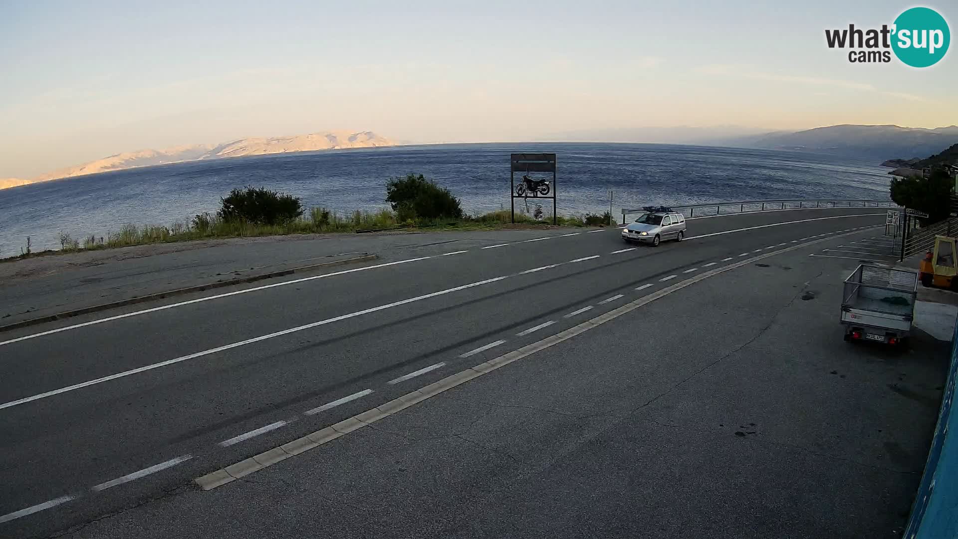 Webcam Adria-Autobahn D8 bei SENJ – Blick auf die Insel KRK