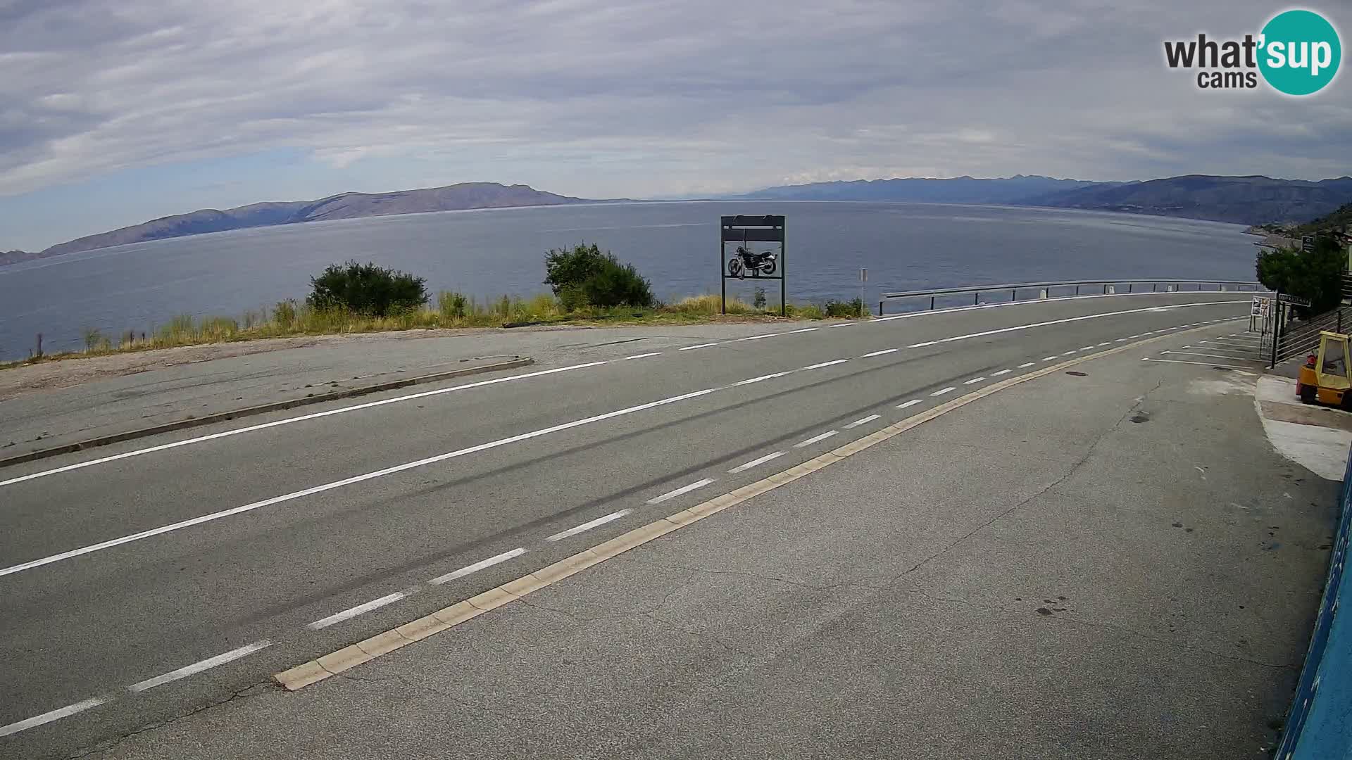 Webcam Adria-Autobahn D8 bei SENJ – Blick auf die Insel KRK