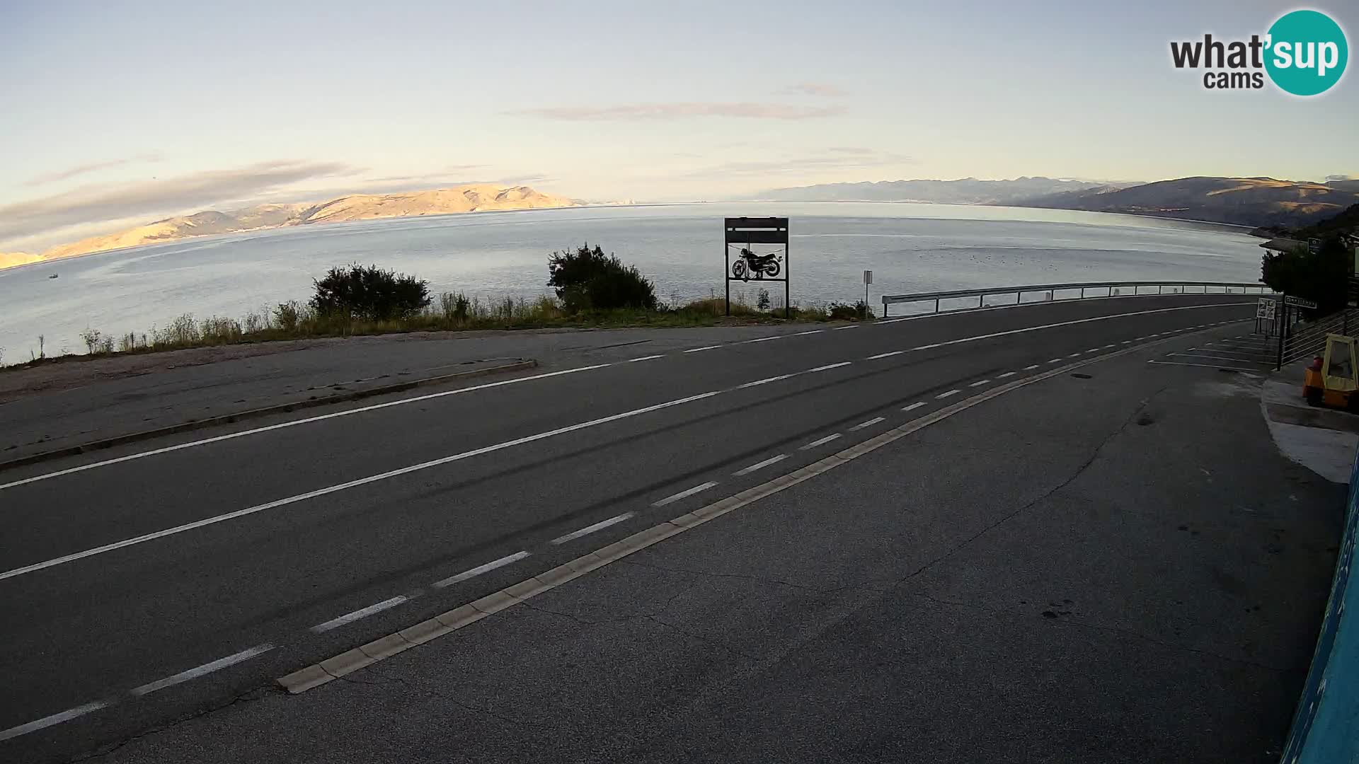 Webcam autoroute Adriatique D8 près de SENJ – vue sur l’île de KRK