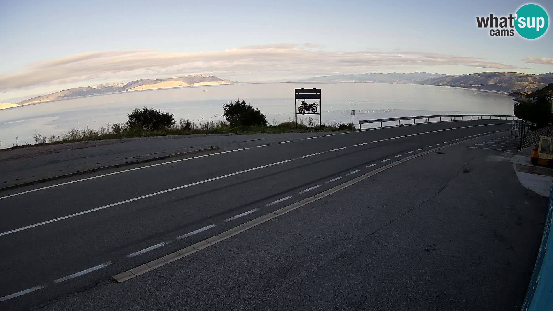 Webcam autoroute Adriatique D8 près de SENJ – vue sur l’île de KRK