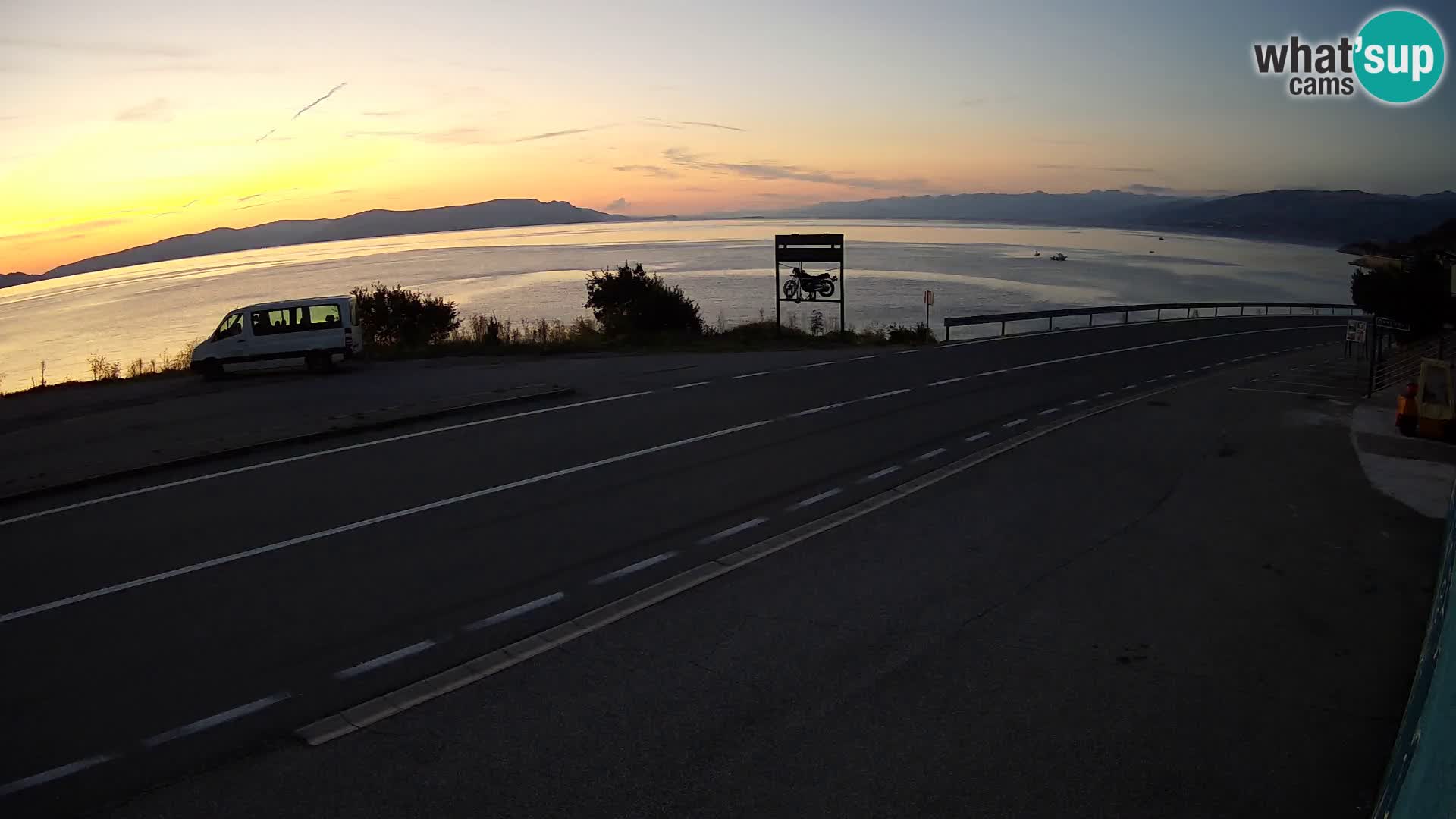 Webcam autoroute Adriatique D8 près de SENJ – vue sur l’île de KRK