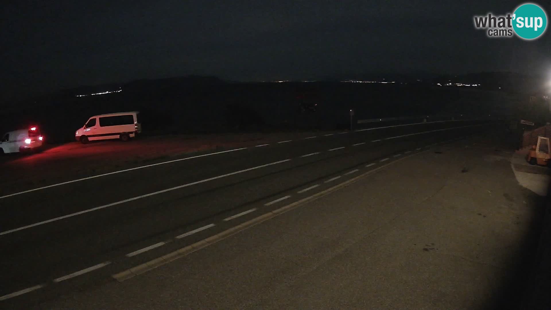 Kamera Jadranska Magistrala D8 pri SENJu – pogled na otok KRK
