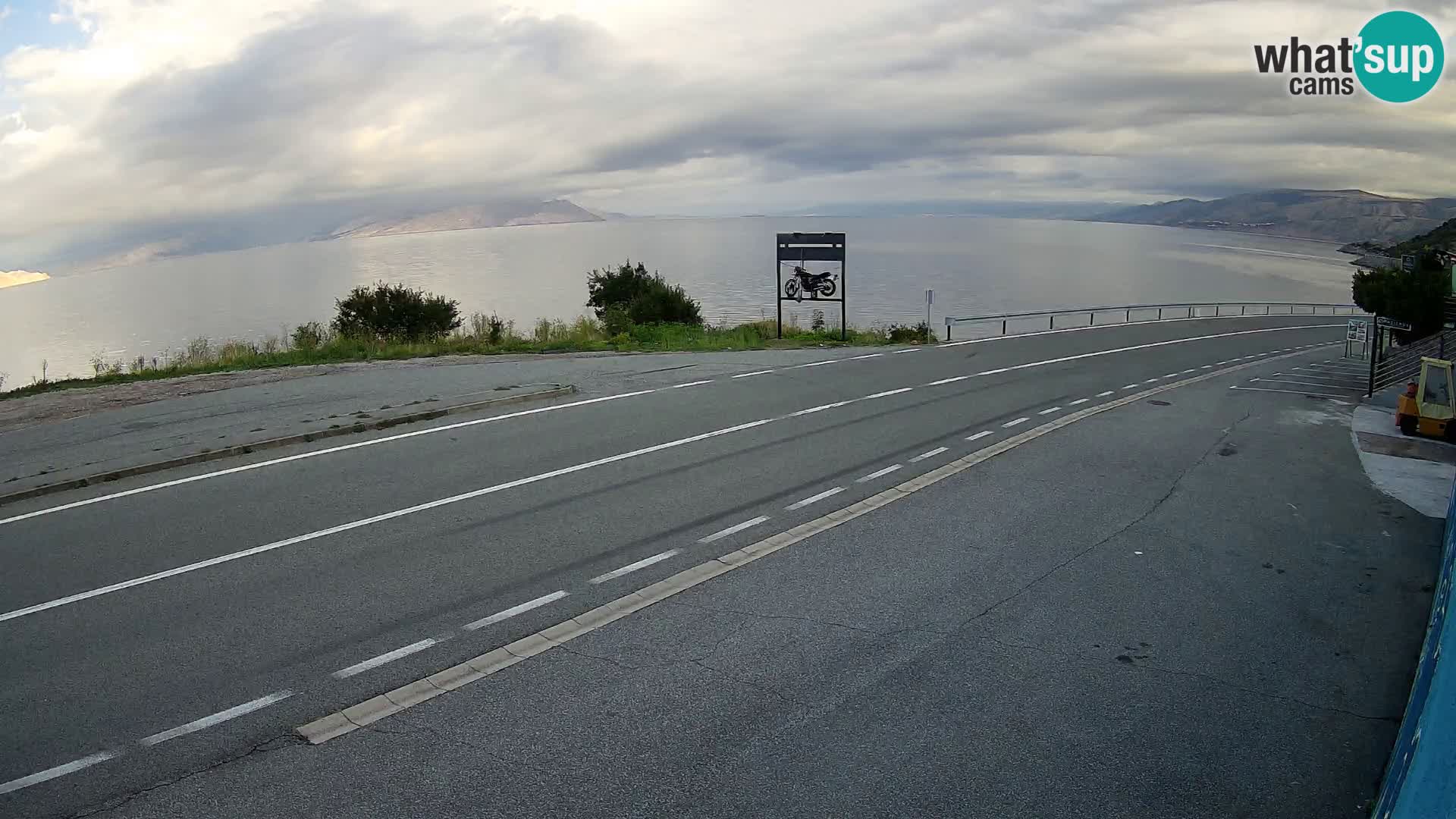 Webcam autoroute Adriatique D8 près de SENJ – vue sur l’île de KRK
